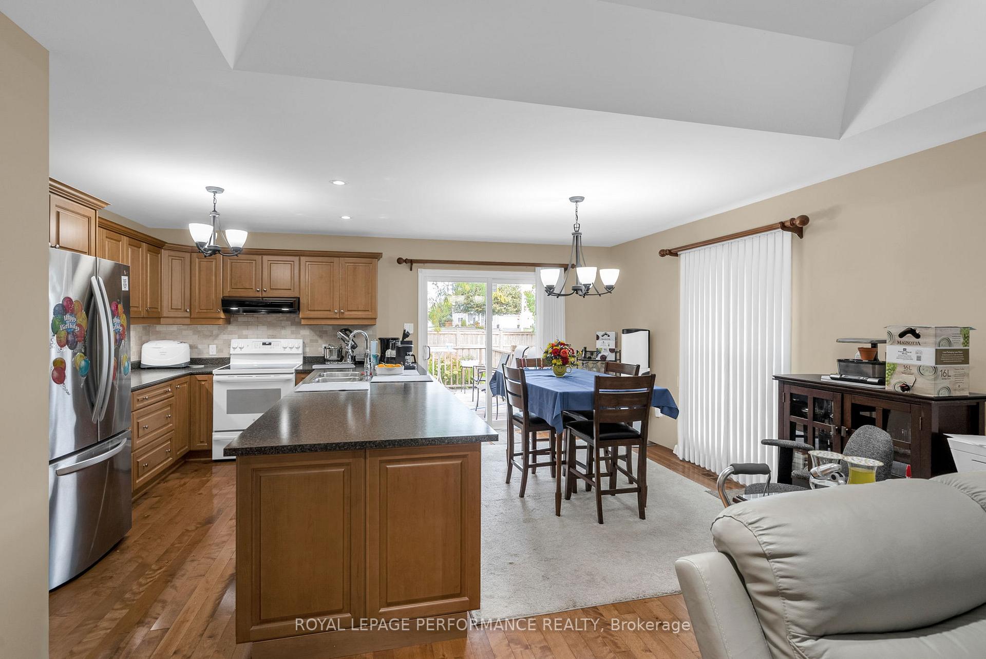 Photo 14 of 541 Dean Drive, Cornwall — HOMEH