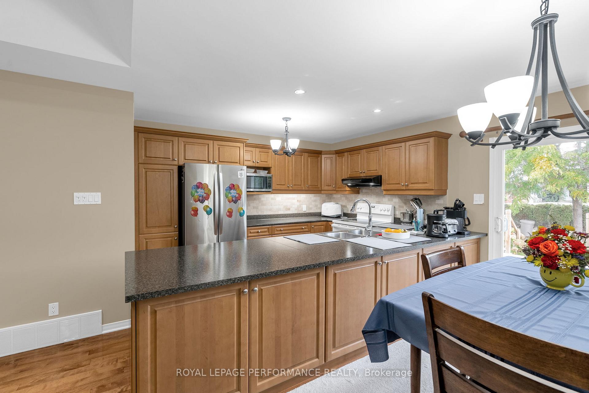 Photo 15 of 541 Dean Drive, Cornwall — HOMEH