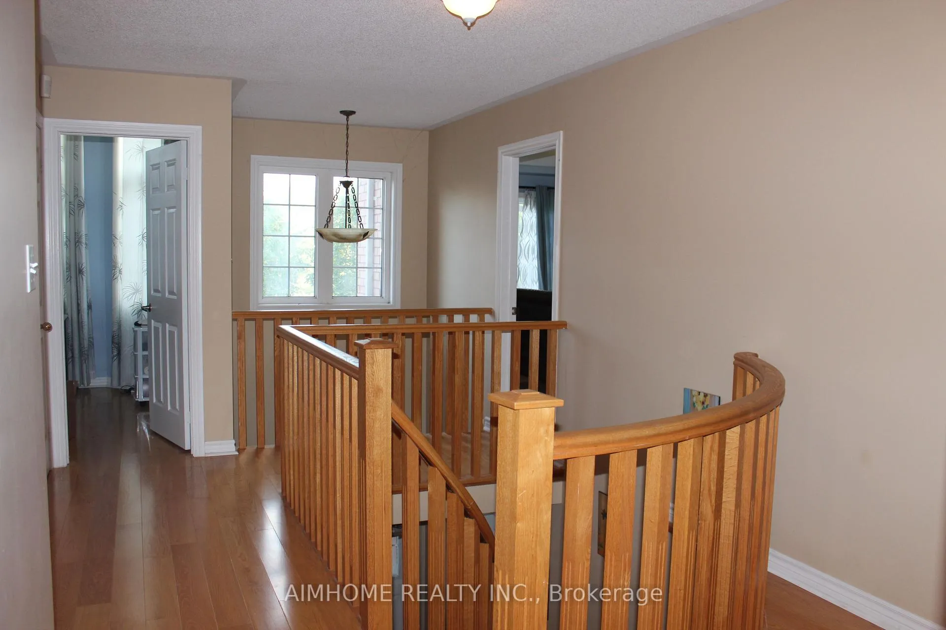 Photo 8 of 64 Weatherill Road, Markham, Berczy — HOMEH