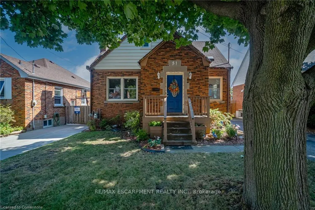 Photo 2 of 51 Ipswich Road, Hamilton, Rosedale — HOMEH