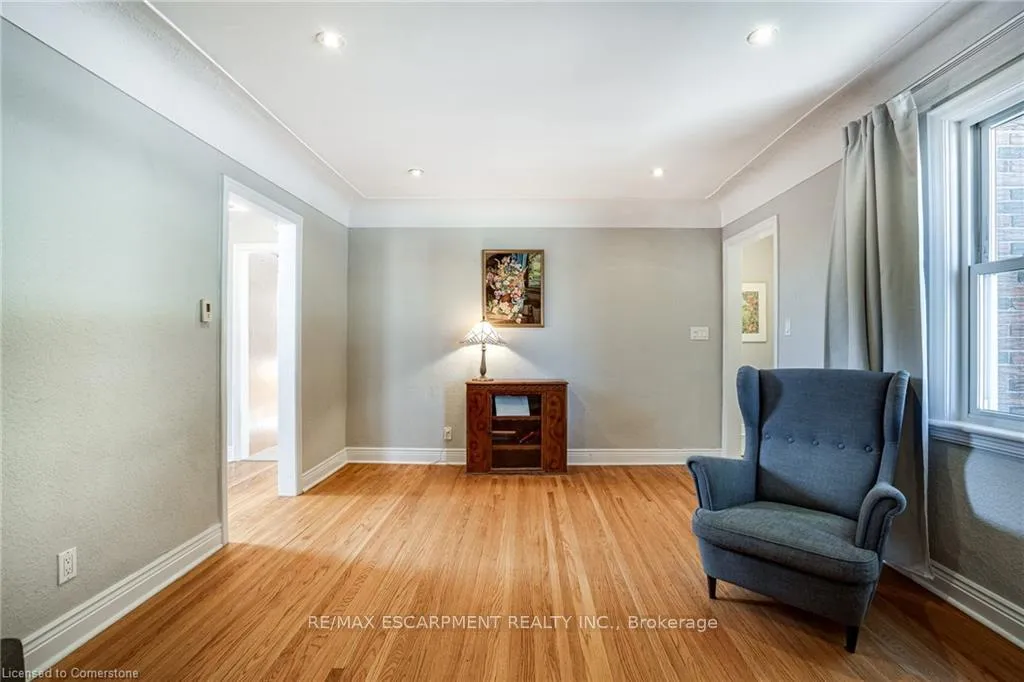 Photo 7 of 51 Ipswich Road, Hamilton, Rosedale — HOMEH