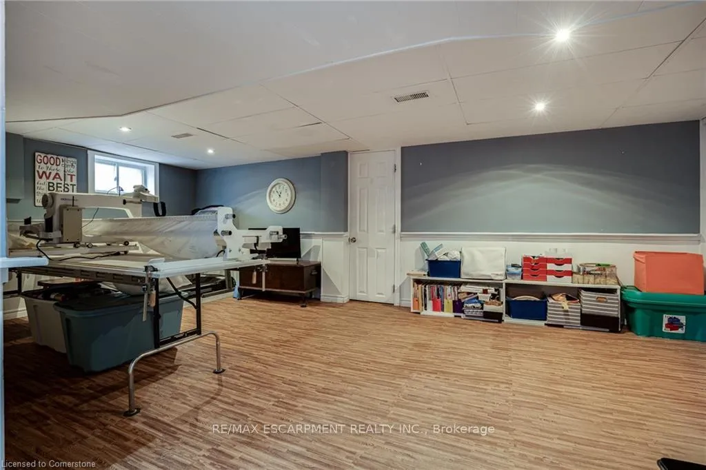 Photo 27 of 51 Ipswich Road, Hamilton, Rosedale — HOMEH