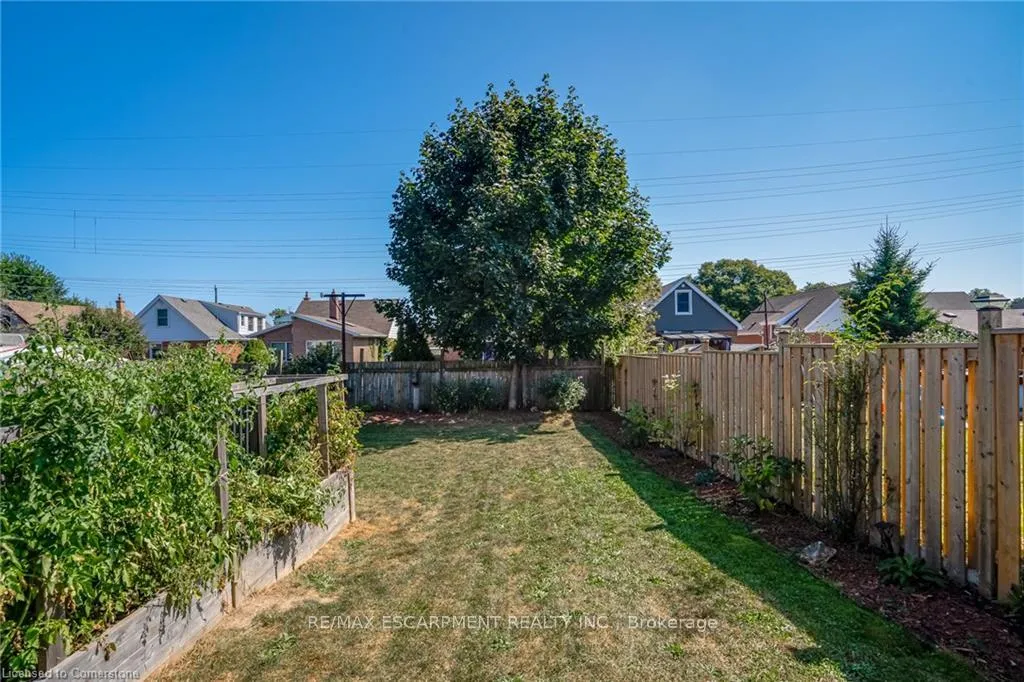 Photo 31 of 51 Ipswich Road, Hamilton, Rosedale — HOMEH