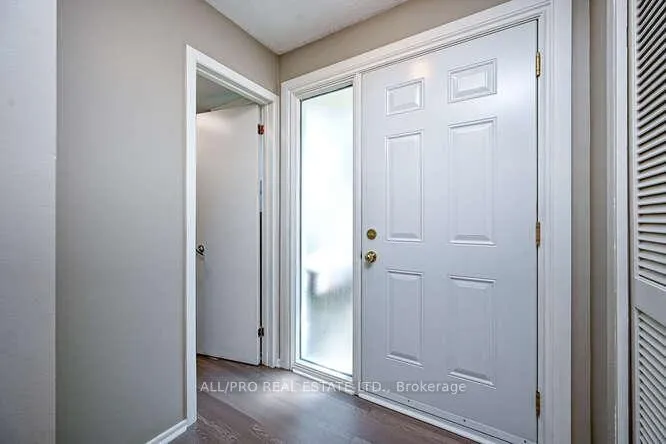 Photo 4 of 56 Jackson Court, Ottawa, Kanata - Beaverbrook — HOMEH
