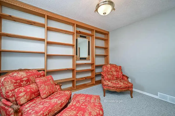 Photo 8 of 56 Jackson Court, Ottawa, Kanata - Beaverbrook — HOMEH