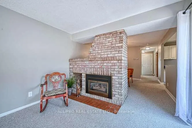 Photo 13 of 56 Jackson Court, Ottawa, Kanata - Beaverbrook — HOMEH