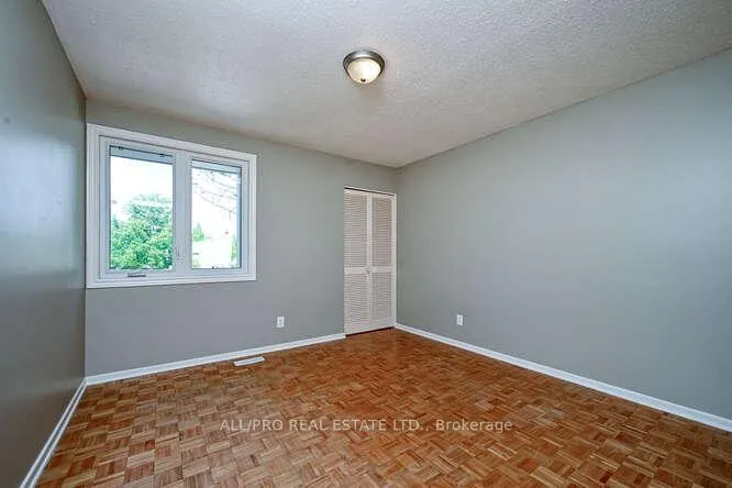 Photo 21 of 56 Jackson Court, Ottawa, Kanata - Beaverbrook — HOMEH