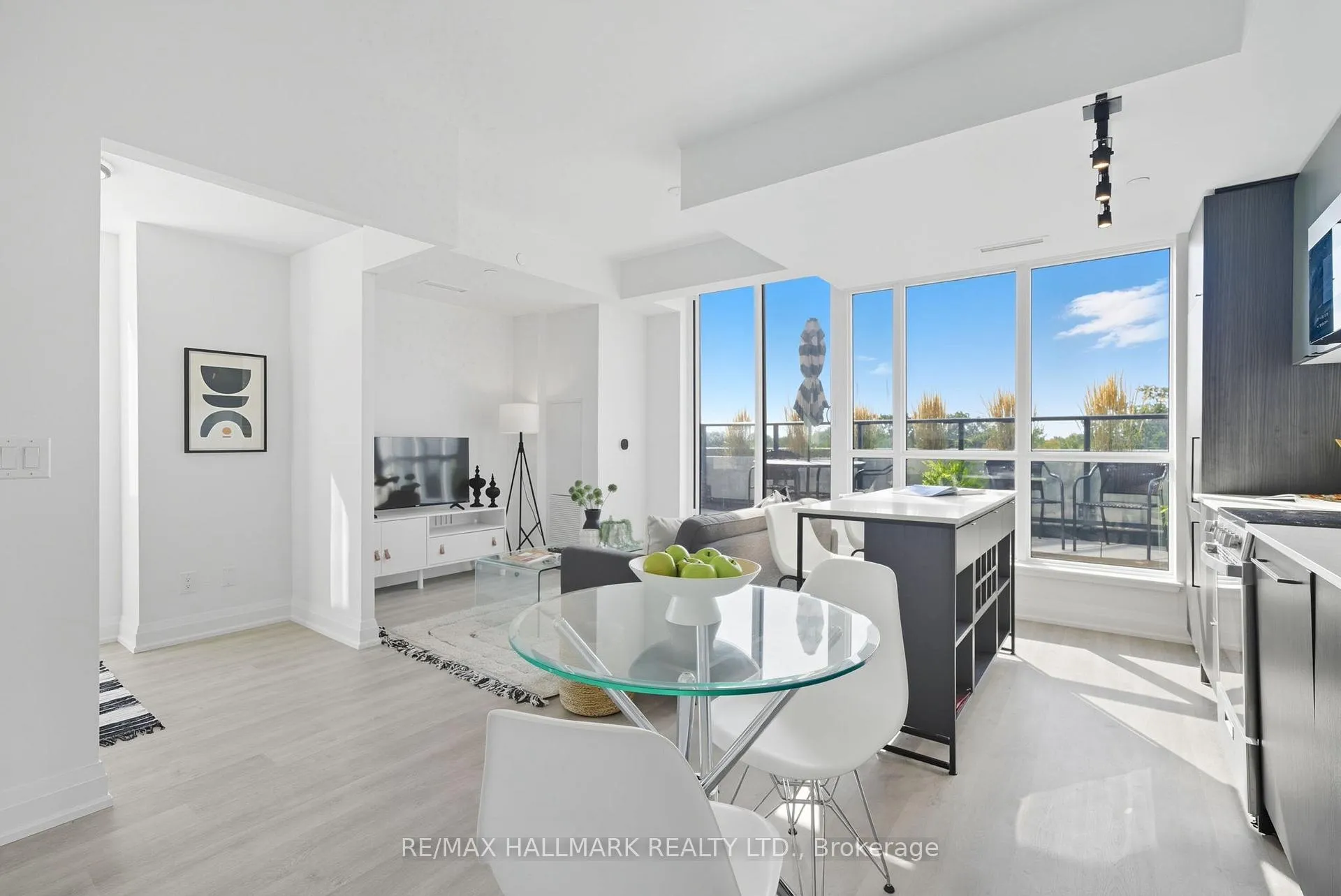Photo 1 of Unit 513, 2369 Danforth Avenue, Toronto, East End-Danforth — HOMEH