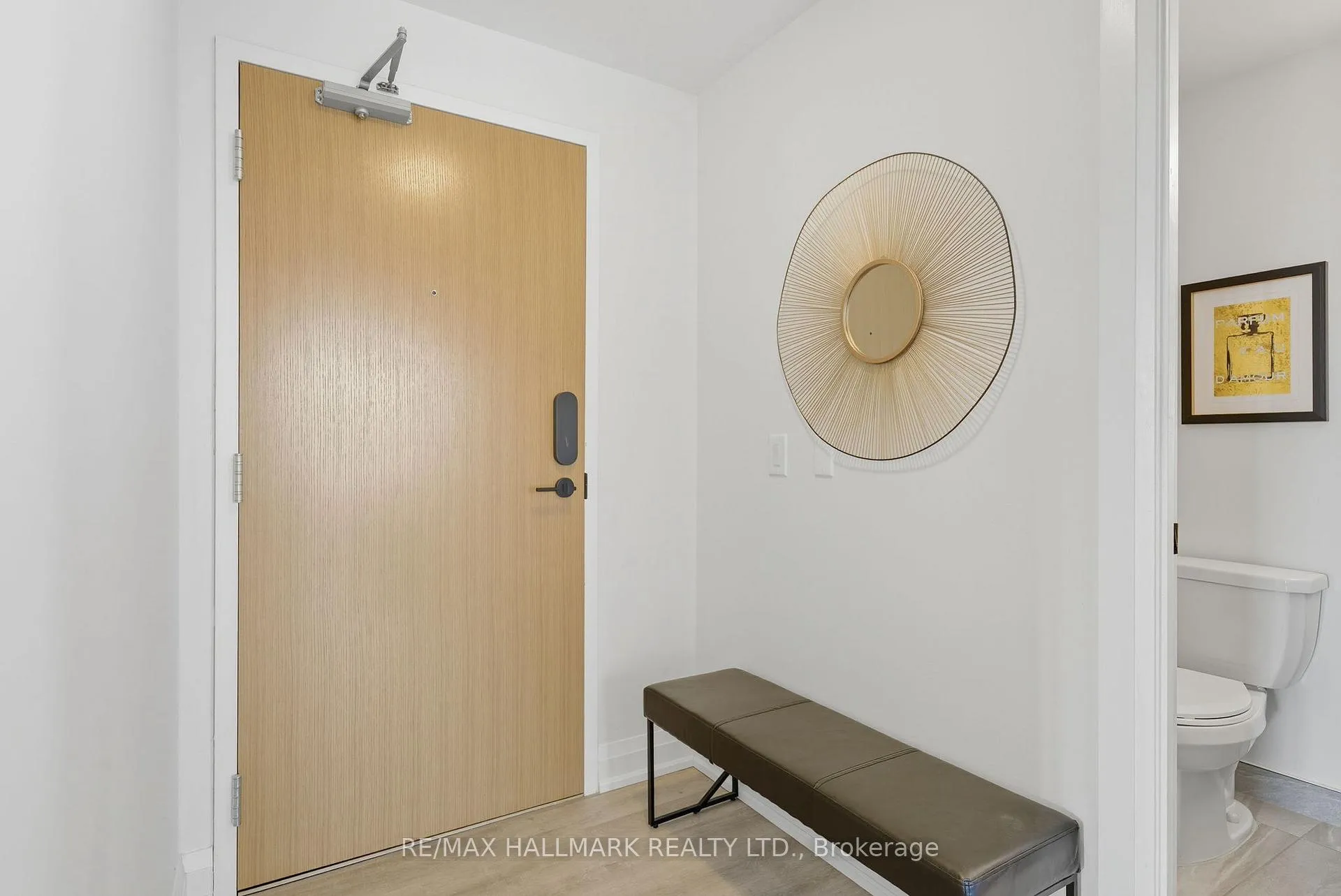 Photo 5 of Unit 513, 2369 Danforth Avenue, Toronto, East End-Danforth — HOMEH