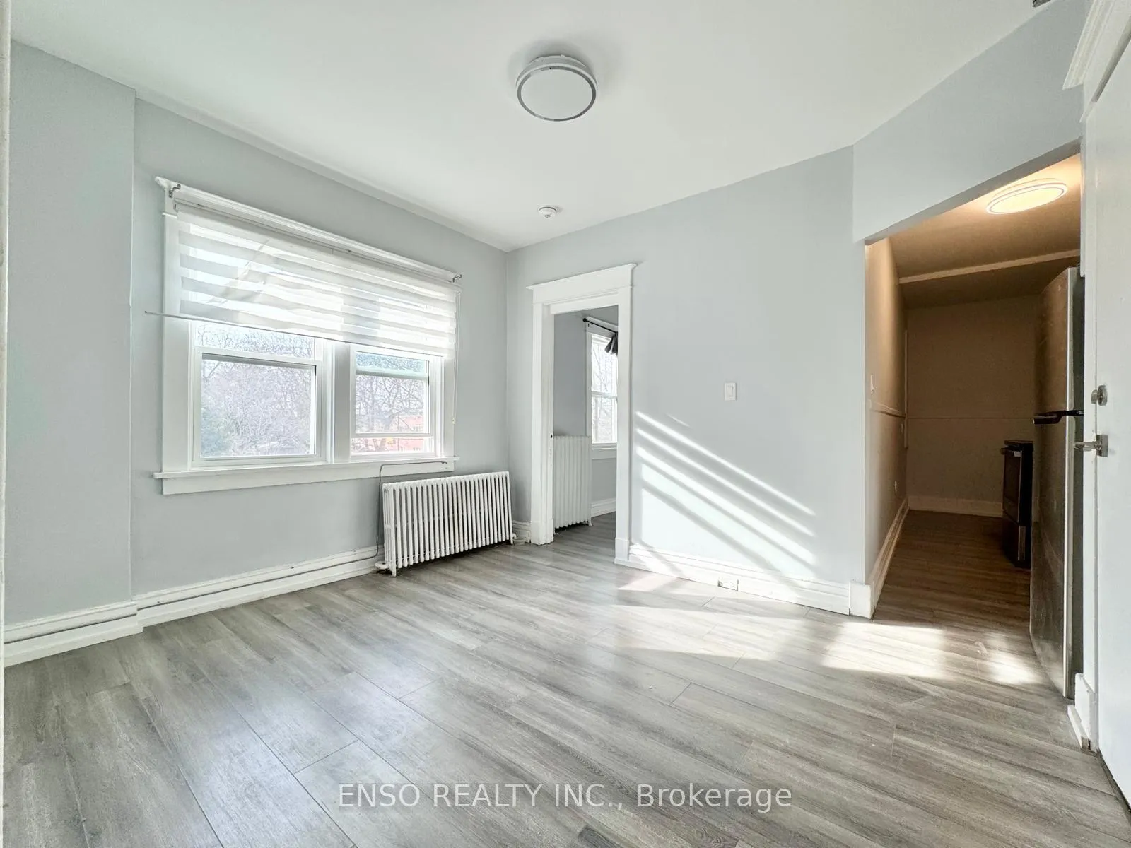 Photo 3 of Unit 6, 5325 Van Alstyne Place, Niagara Falls, Clifton Hill — HOMEH