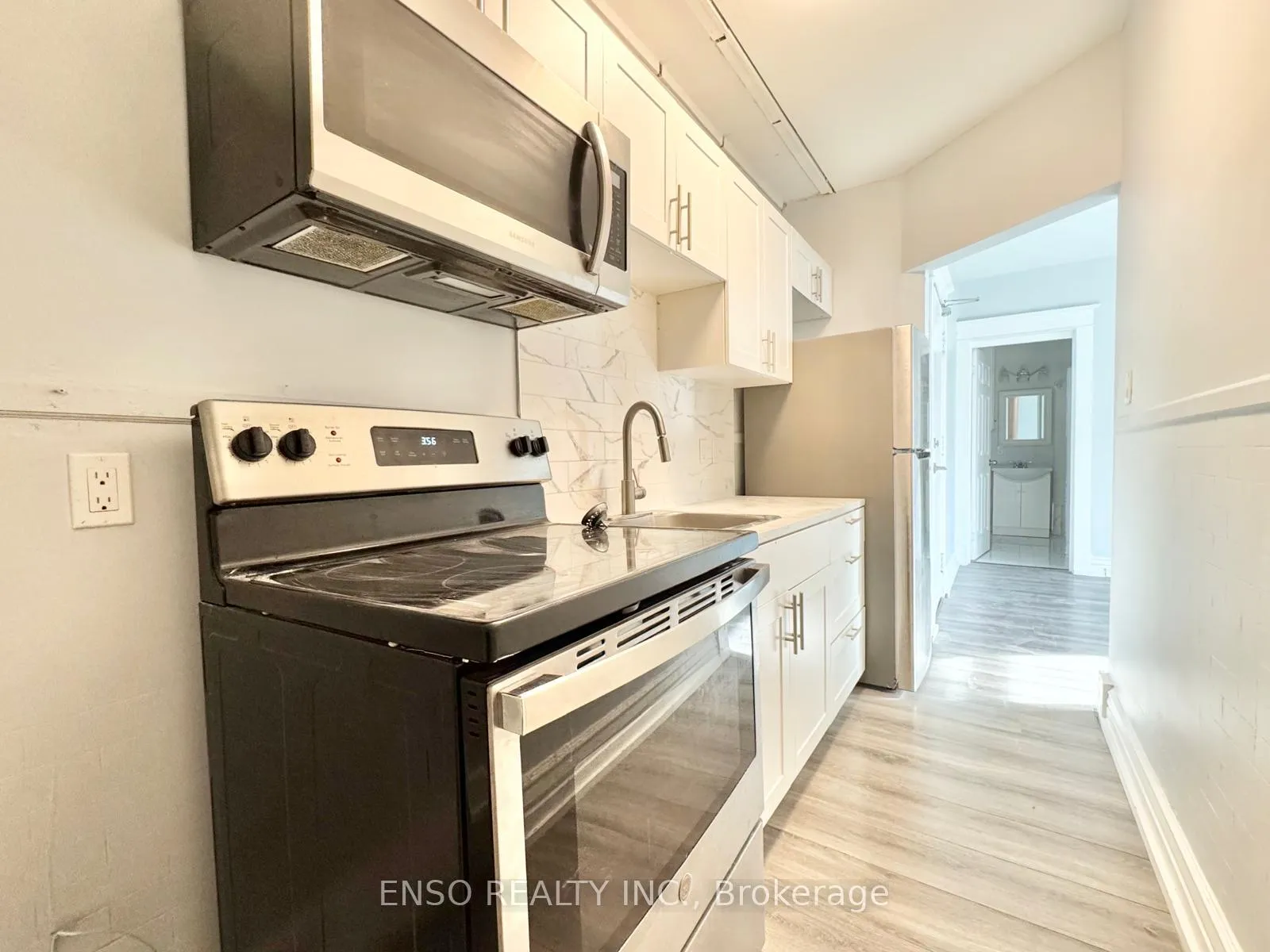 Photo 10 of Unit 6, 5325 Van Alstyne Place, Niagara Falls, Clifton Hill — HOMEH