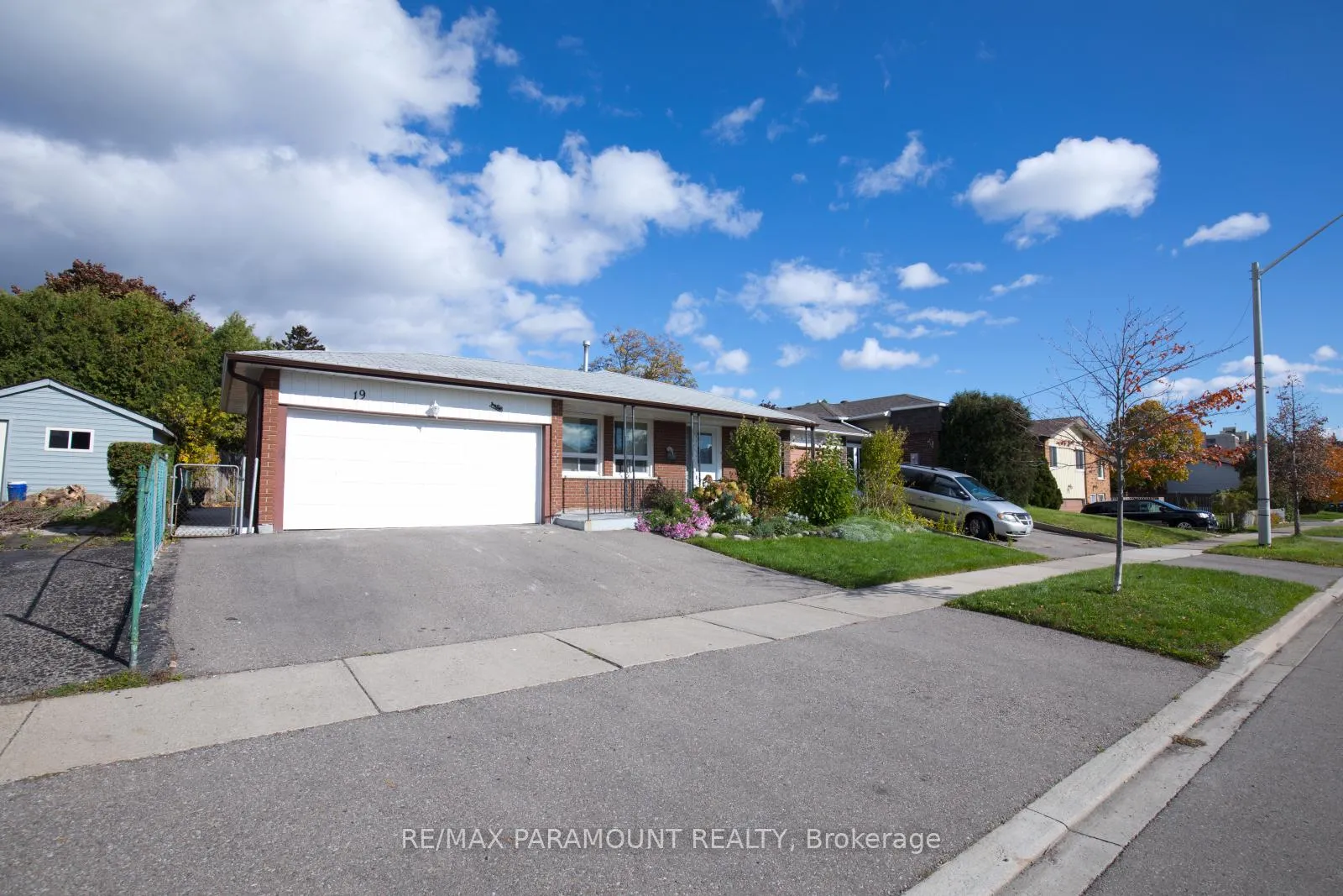 Front of Unit Upper, 19 Horne Drive