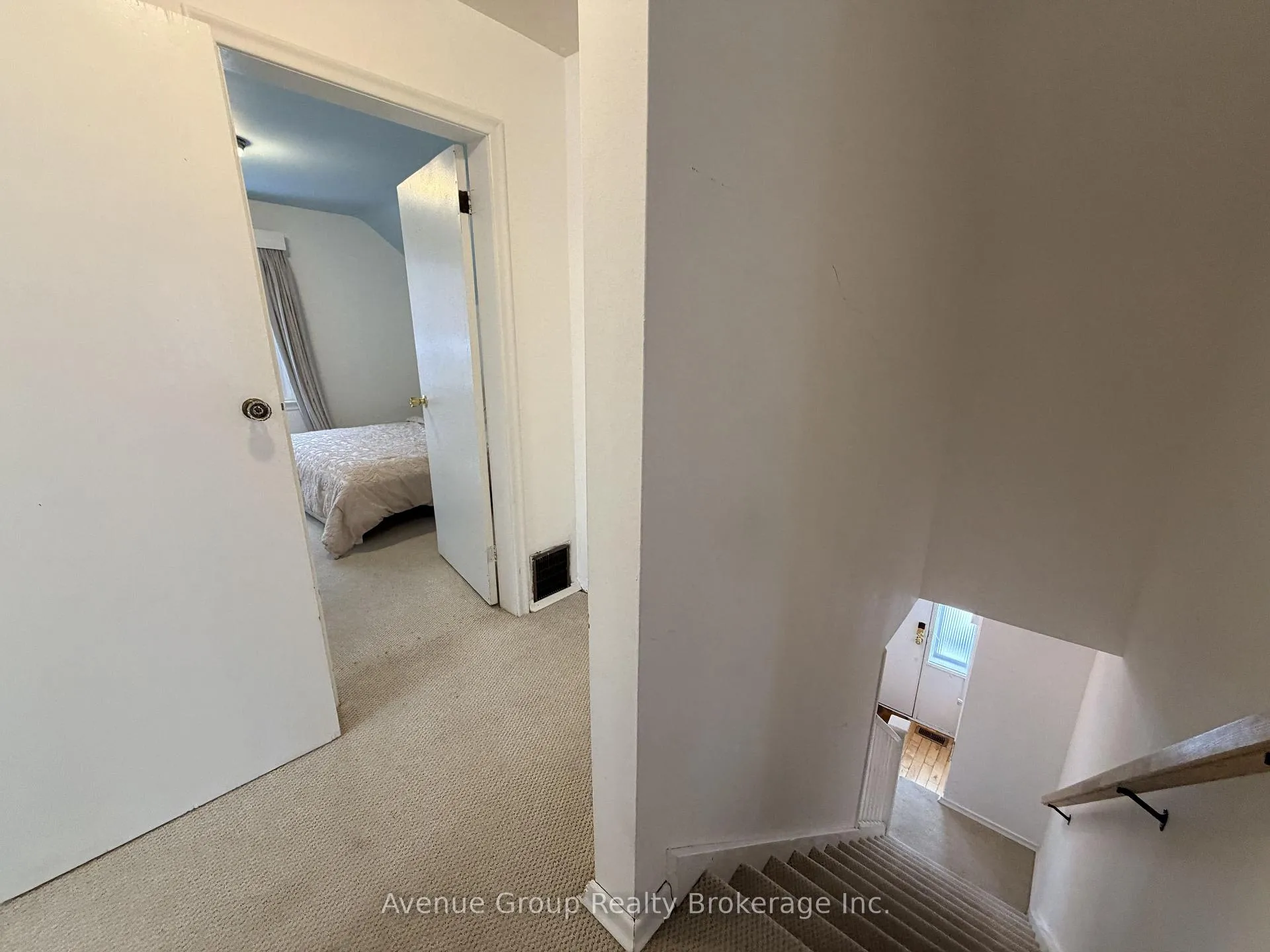 Photo 17 of Unit Upper, 106 Morgan Avenue, Markham, Thornhill — HOMEH
