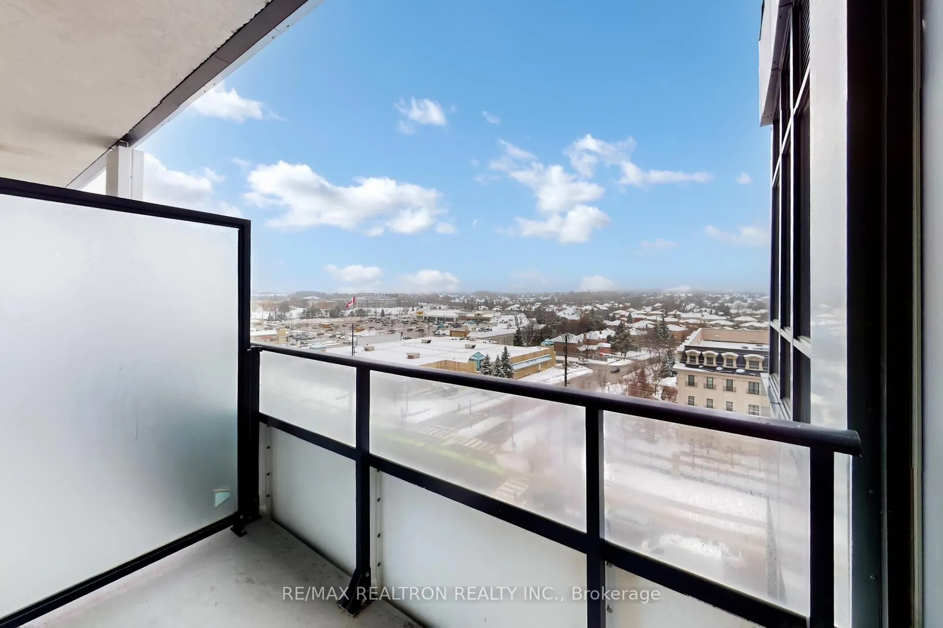 Photo 20 of Unit 1010, 38 Water Walk Drive, Markham, Unionville — HOMEH