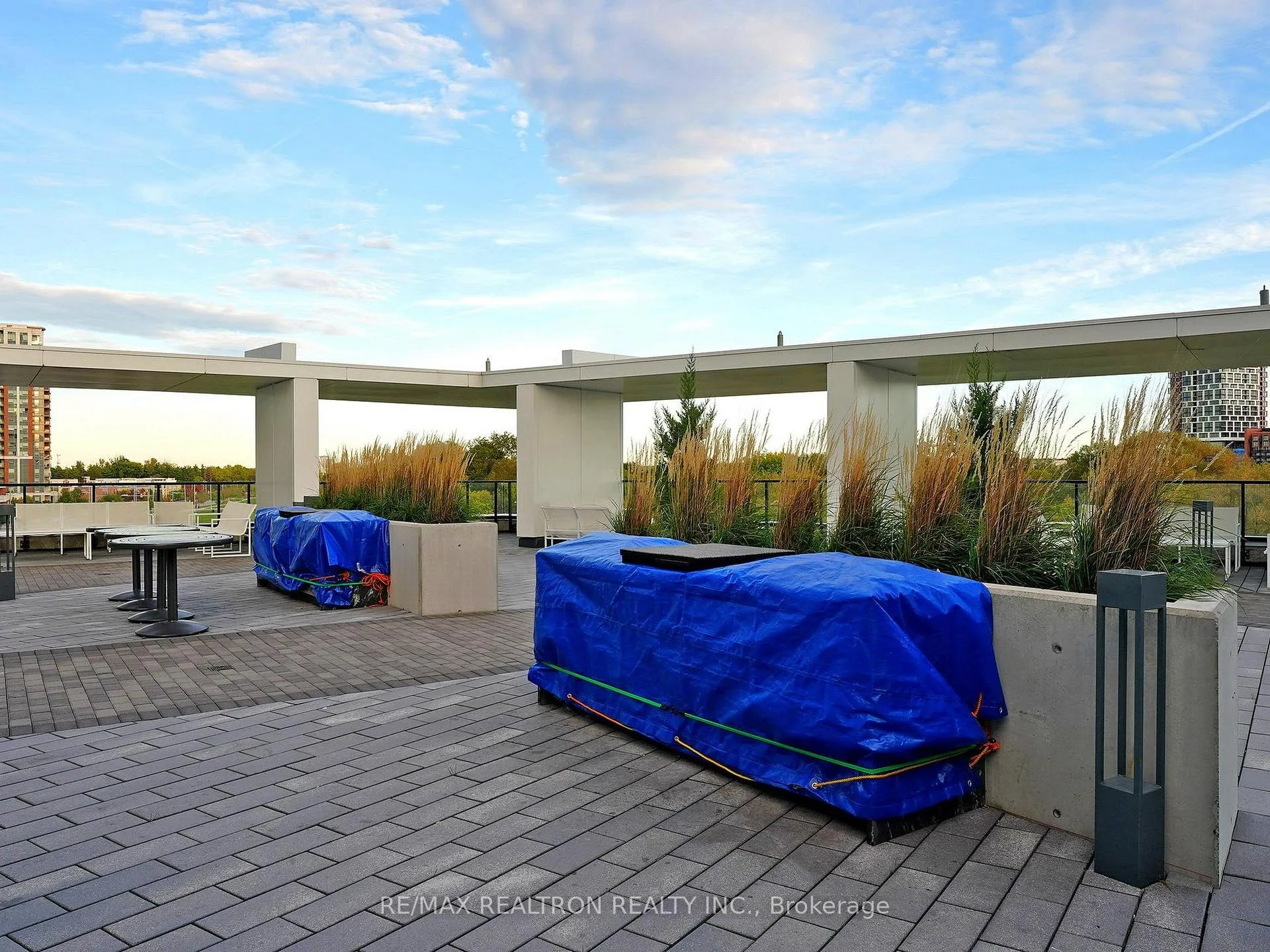Photo 33 of Unit 1010, 38 Water Walk Drive, Markham, Unionville — HOMEH