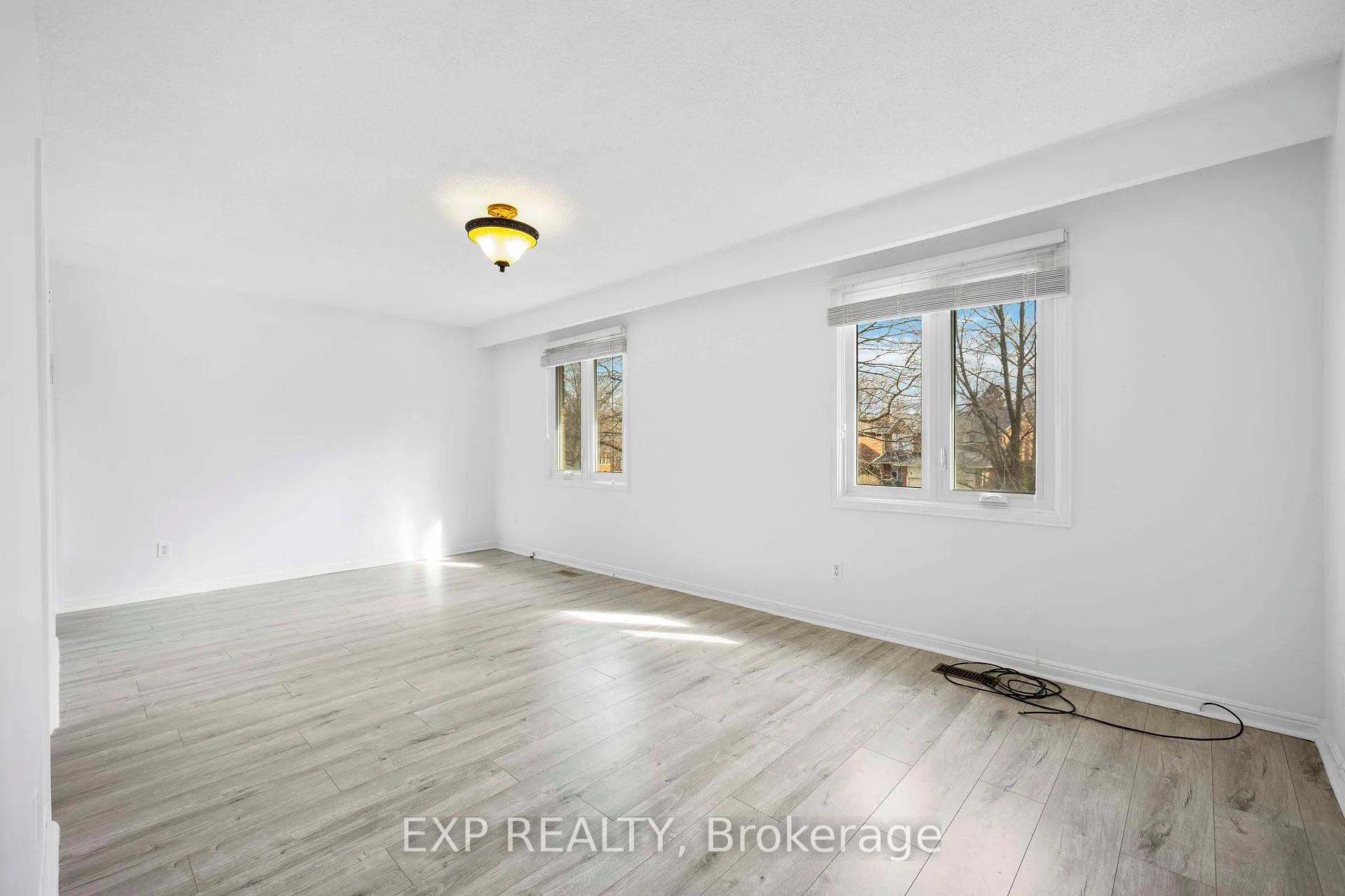 Photo 15 of 70 Gretman Crescent, Markham, Aileen-Willowbrook — HOMEH