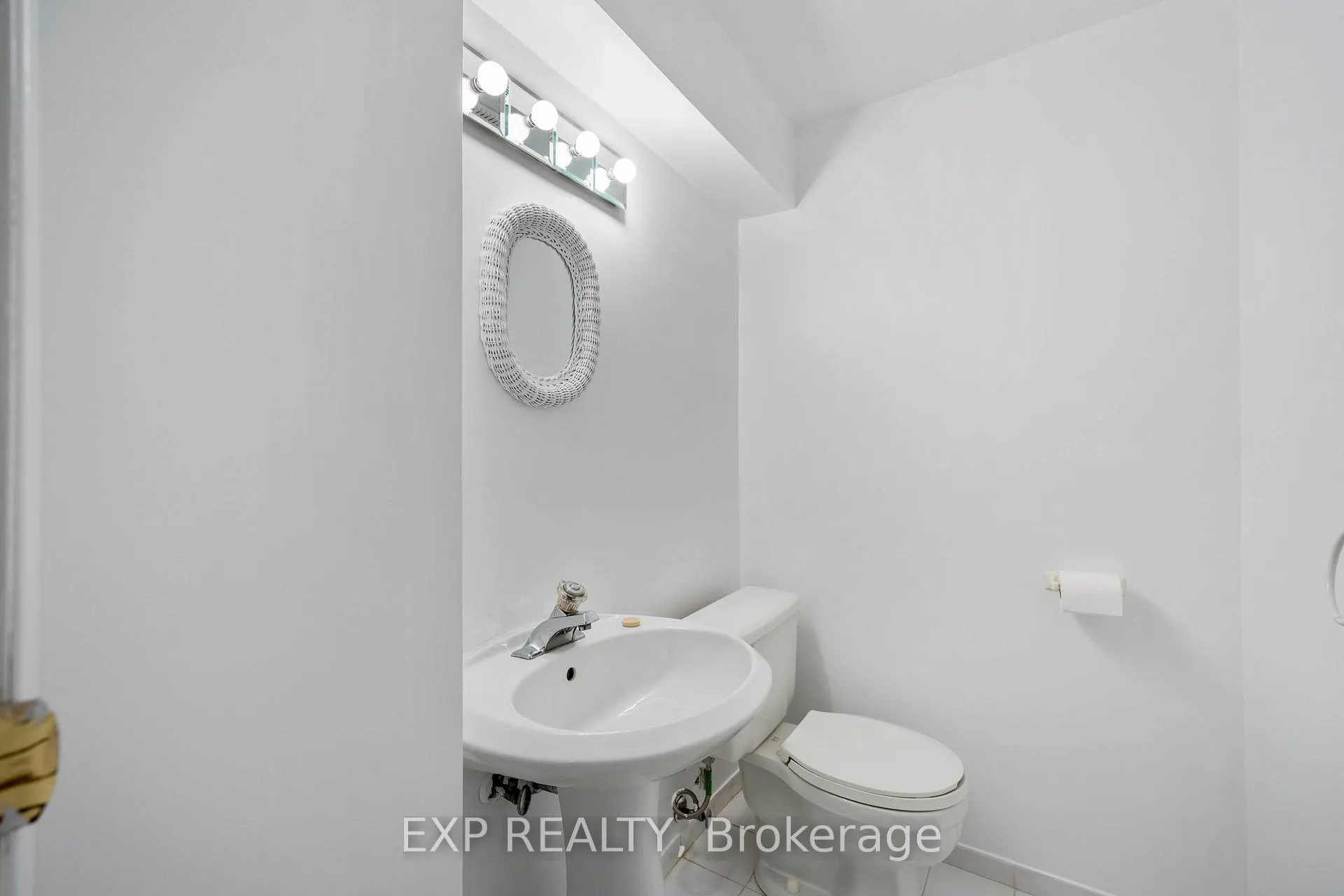 Photo 26 of 70 Gretman Crescent, Markham, Aileen-Willowbrook — HOMEH