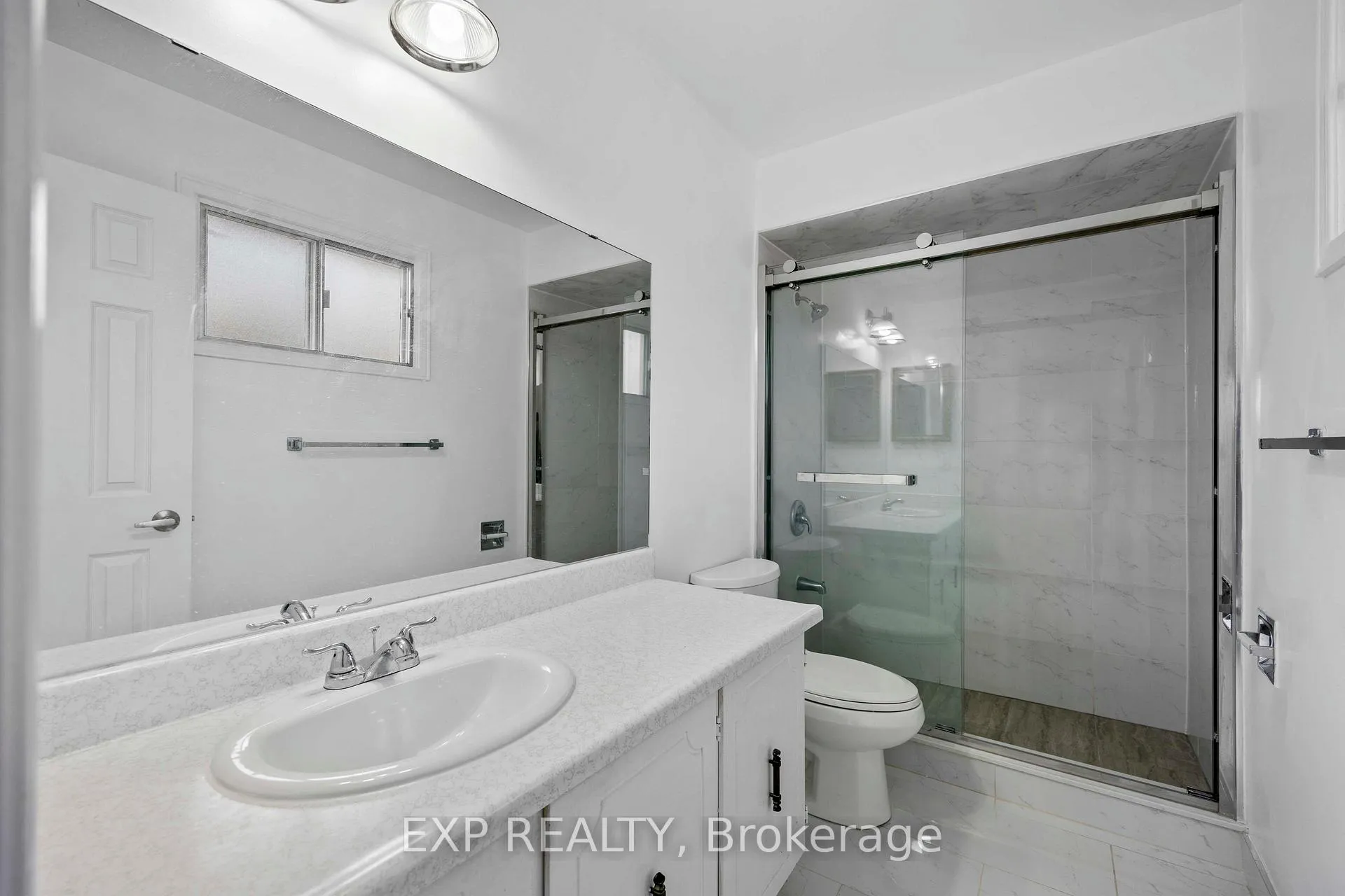 Photo 27 of 70 Gretman Crescent, Markham, Aileen-Willowbrook — HOMEH