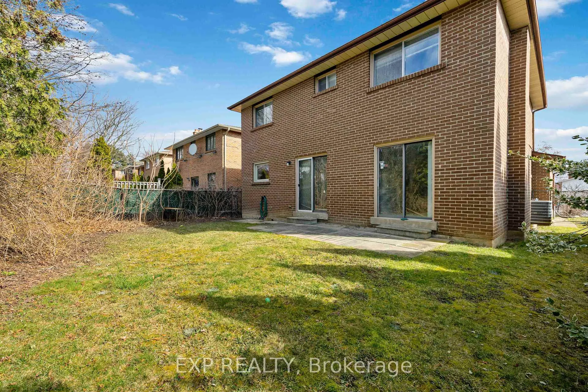 Photo 30 of 70 Gretman Crescent, Markham, Aileen-Willowbrook — HOMEH
