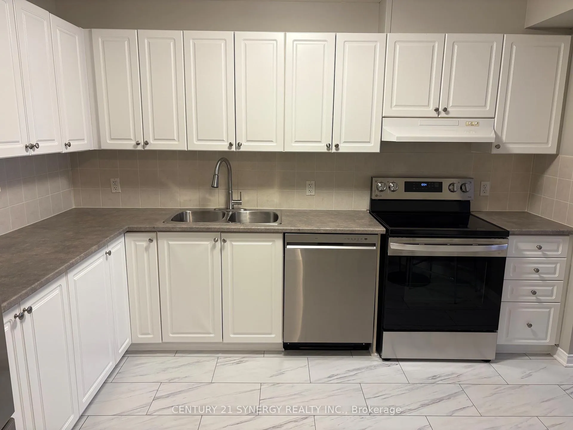 Photo 5 of 159 Harbour View Street, Ottawa, Barrhaven - Strandherd — HOMEH