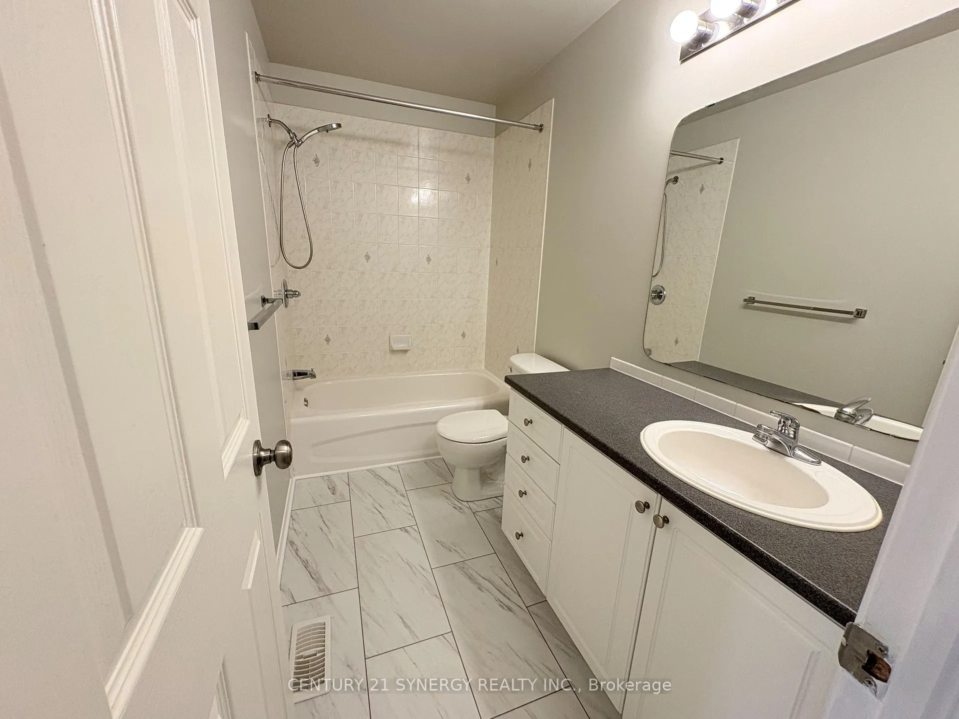 Photo 16 of 159 Harbour View Street, Ottawa, Barrhaven - Strandherd — HOMEH