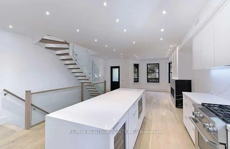 Photo 5 of Unit 3, 69 Brunswick Avenue, Toronto, University — HOMEH