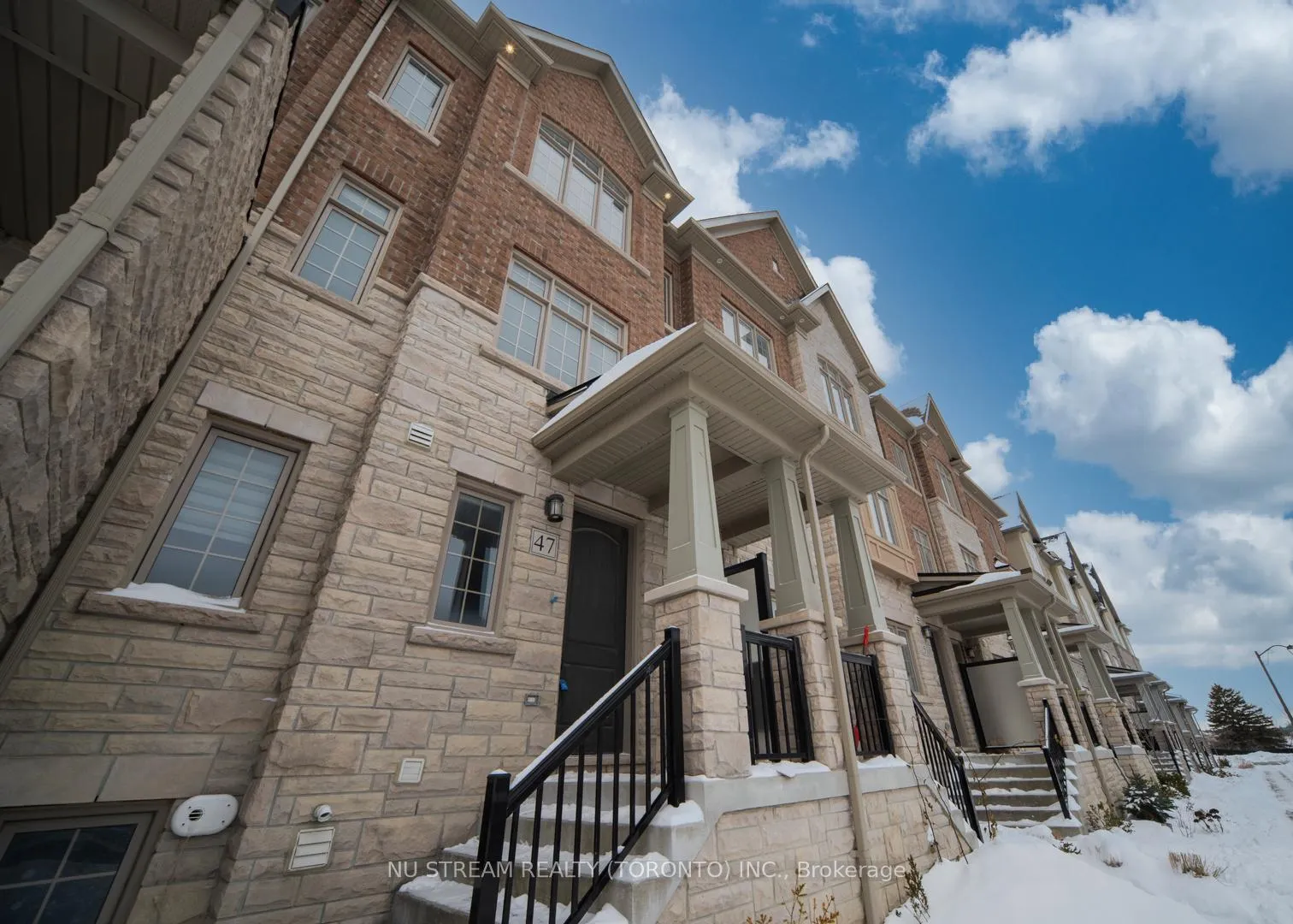 Photo 1 of 47 New Yorkton Avenue, Markham, Angus Glen — HOMEH