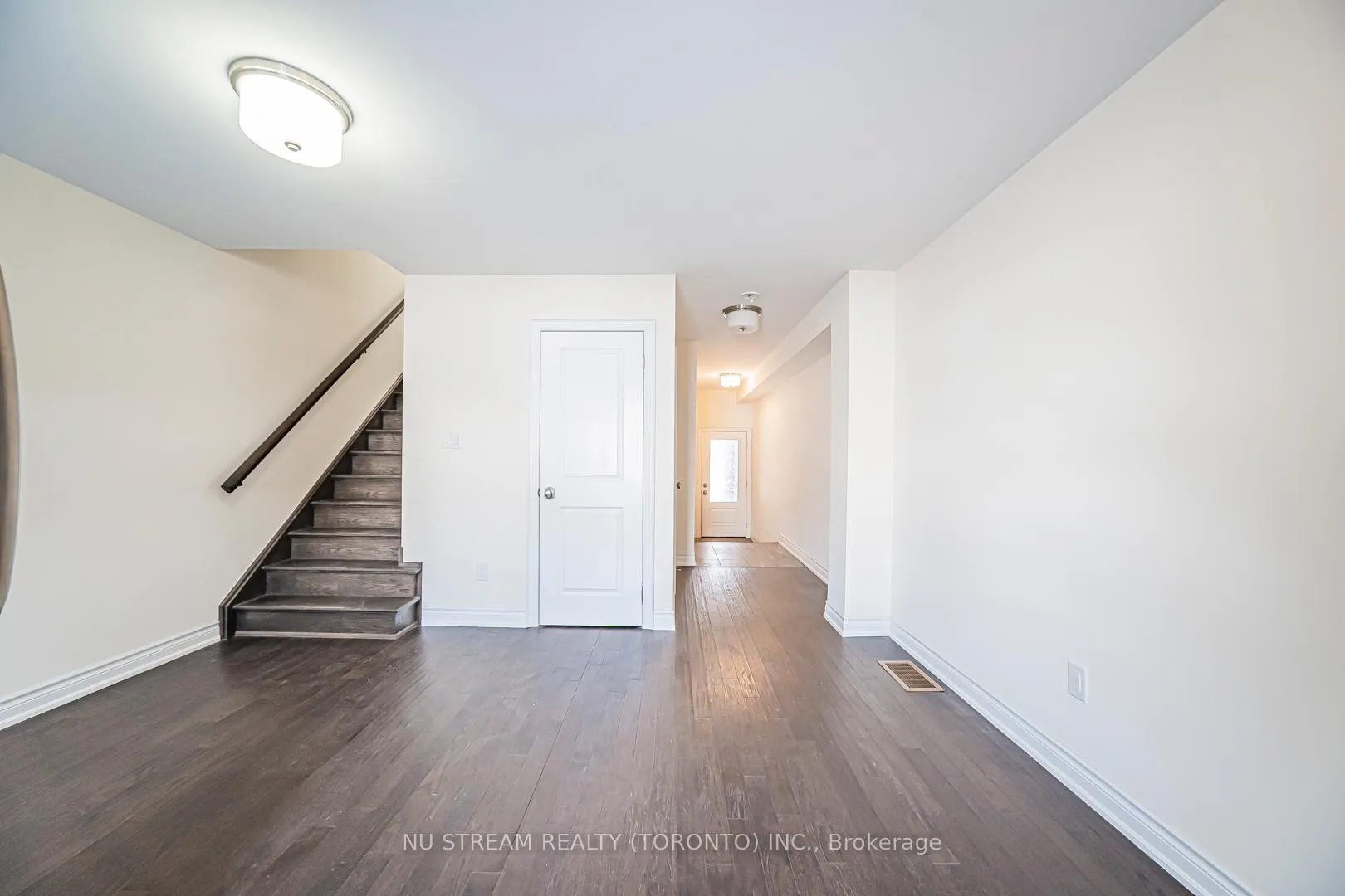 Photo 3 of 47 New Yorkton Avenue, Markham, Angus Glen — HOMEH