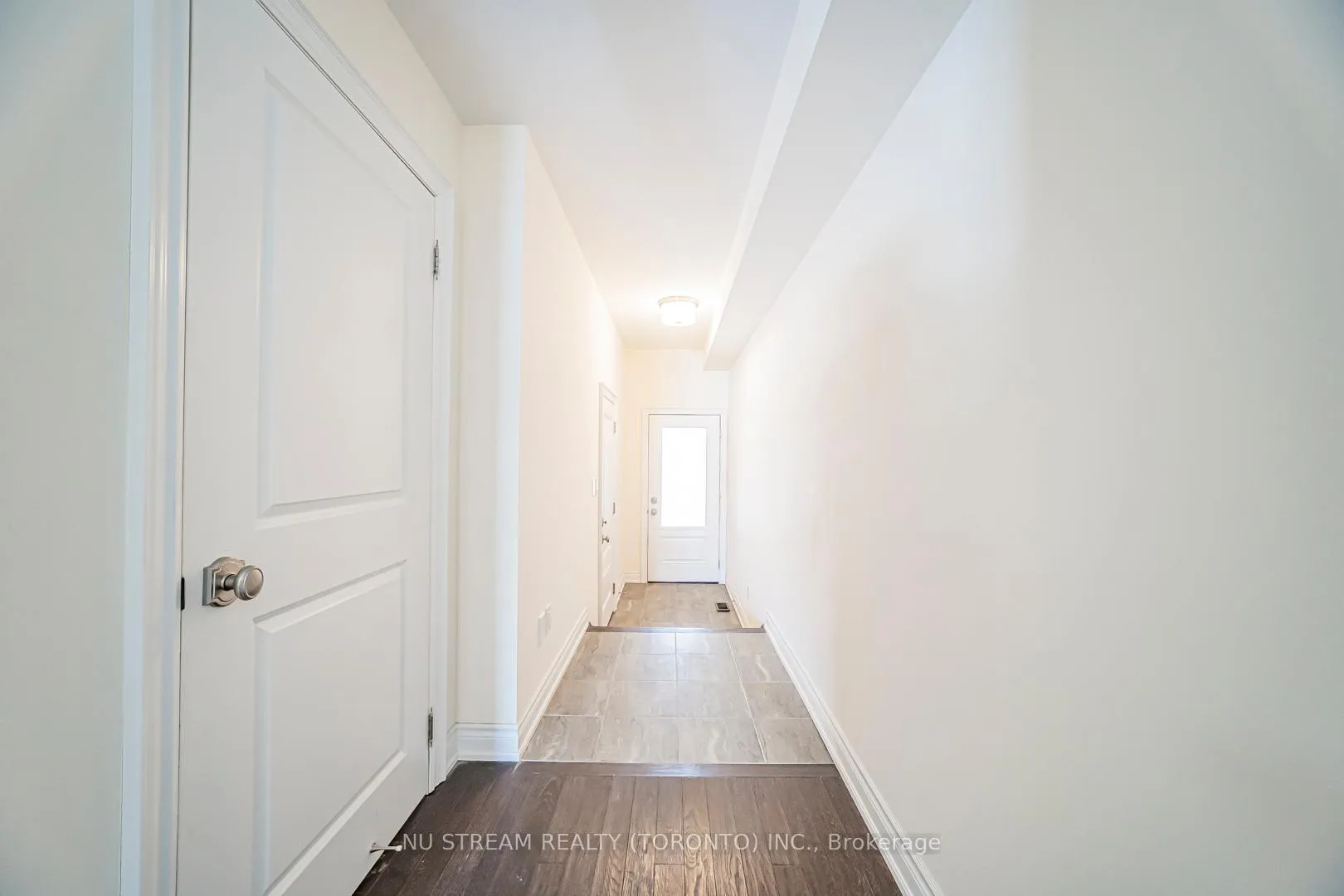 Photo 5 of 47 New Yorkton Avenue, Markham, Angus Glen — HOMEH