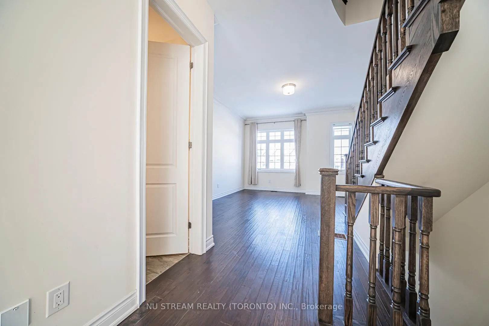 Photo 12 of 47 New Yorkton Avenue, Markham, Angus Glen — HOMEH