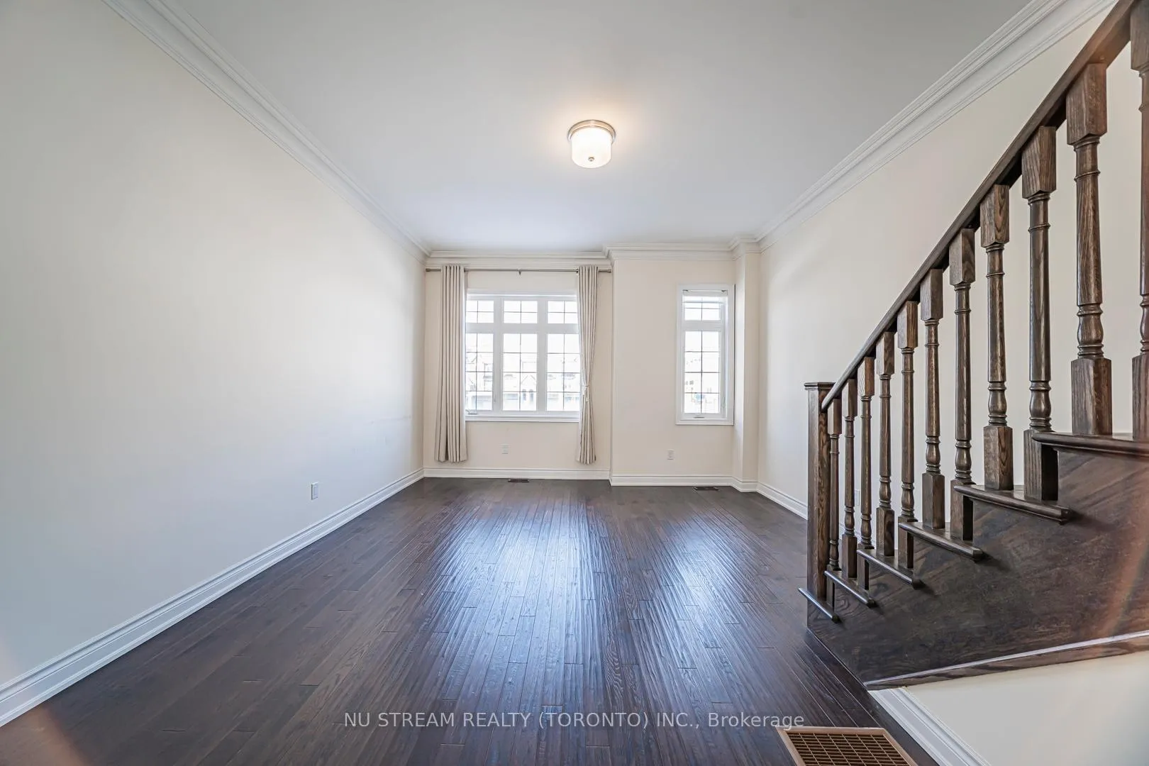 Photo 13 of 47 New Yorkton Avenue, Markham, Angus Glen — HOMEH