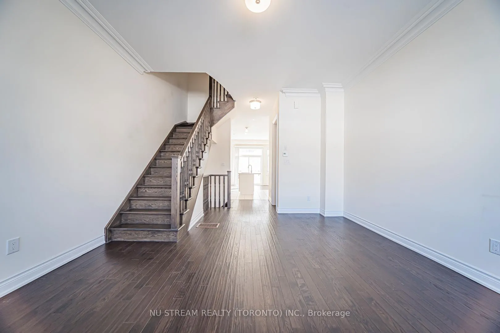Photo 15 of 47 New Yorkton Avenue, Markham, Angus Glen — HOMEH