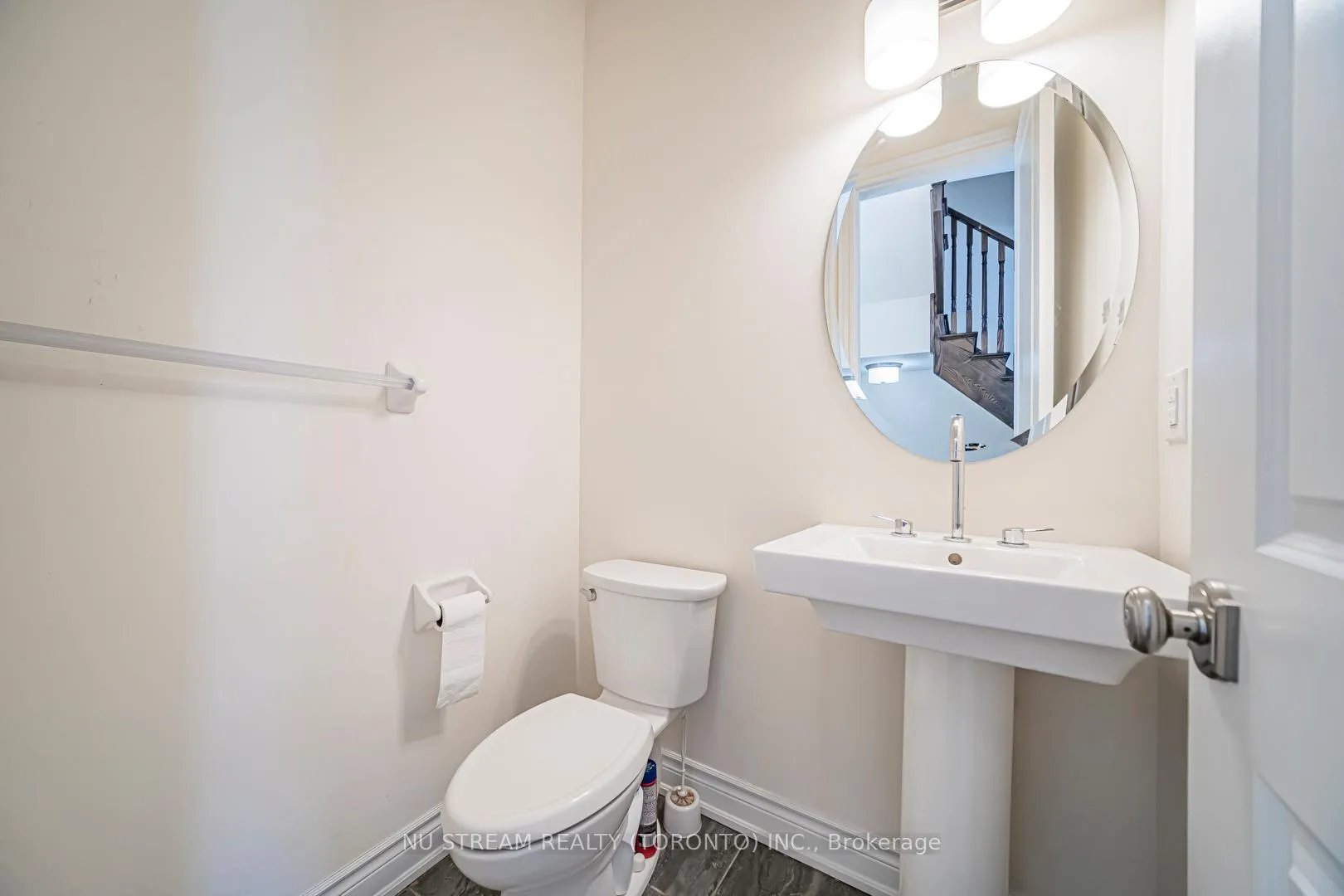 Photo 16 of 47 New Yorkton Avenue, Markham, Angus Glen — HOMEH