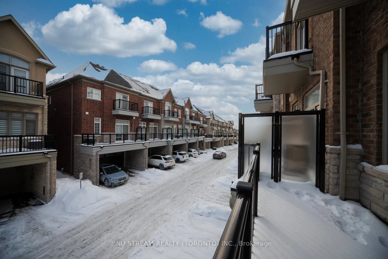 Photo 26 of 47 New Yorkton Avenue, Markham, Angus Glen — HOMEH