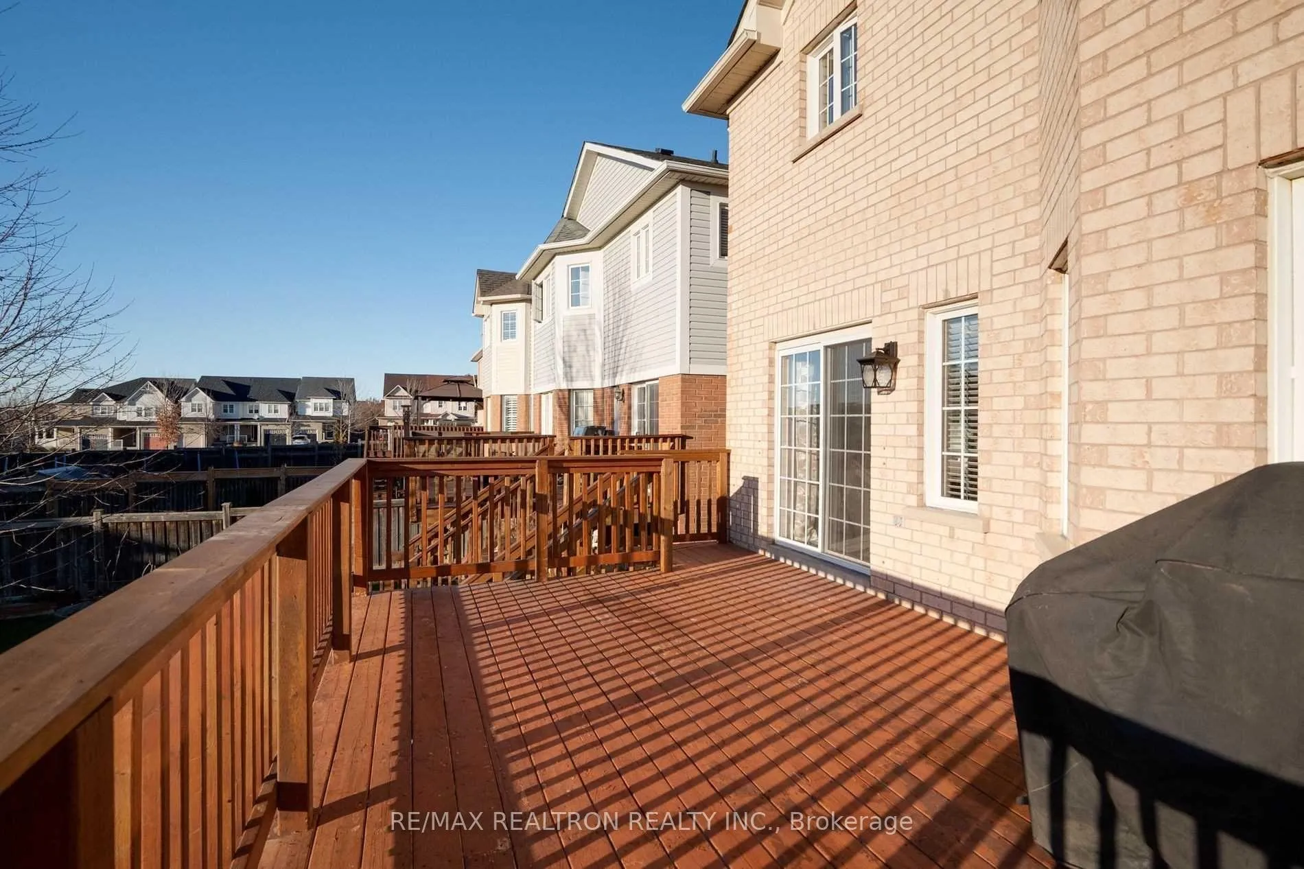 Photo 2 of 8 Holman Court, Whitby, Williamsburg — HOMEH