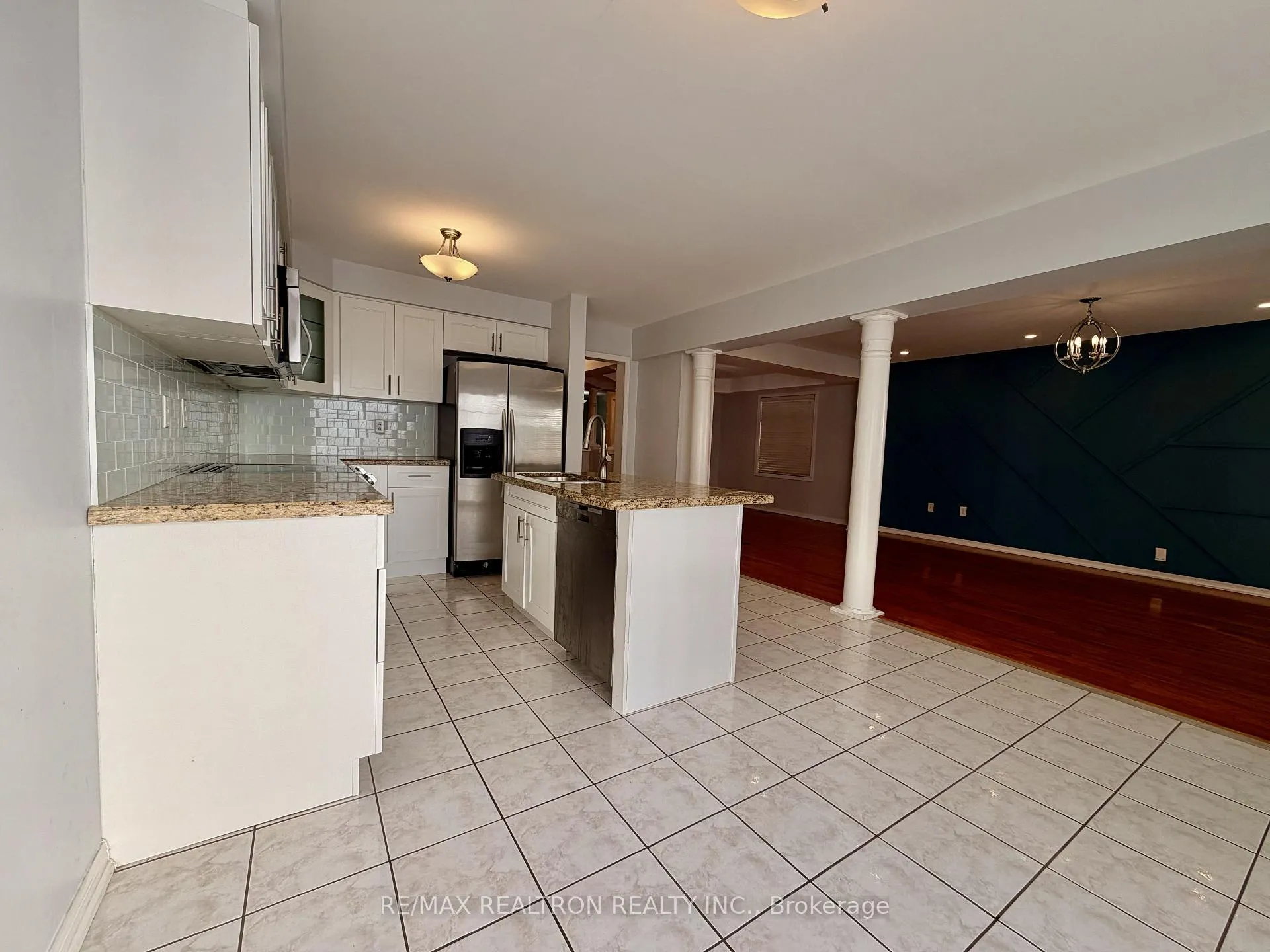 Photo 11 of 8 Holman Court, Whitby, Williamsburg — HOMEH