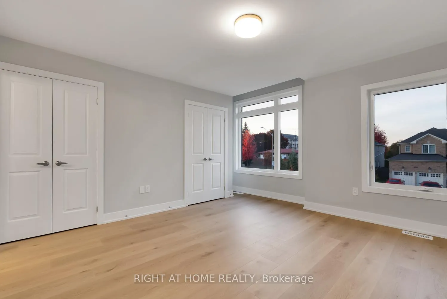 Photo 29 of 39 Assunta Lane, Clarington, Bowmanville — HOMEH