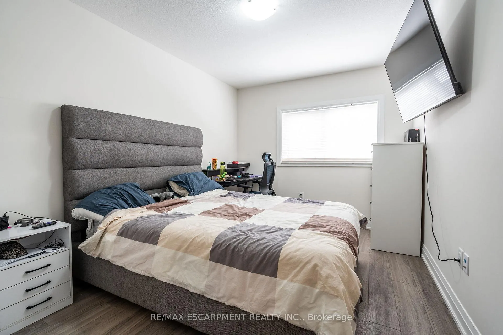 Photo 19 of 3291 Homestead Drive, Hamilton, Mount Hope — HOMEH