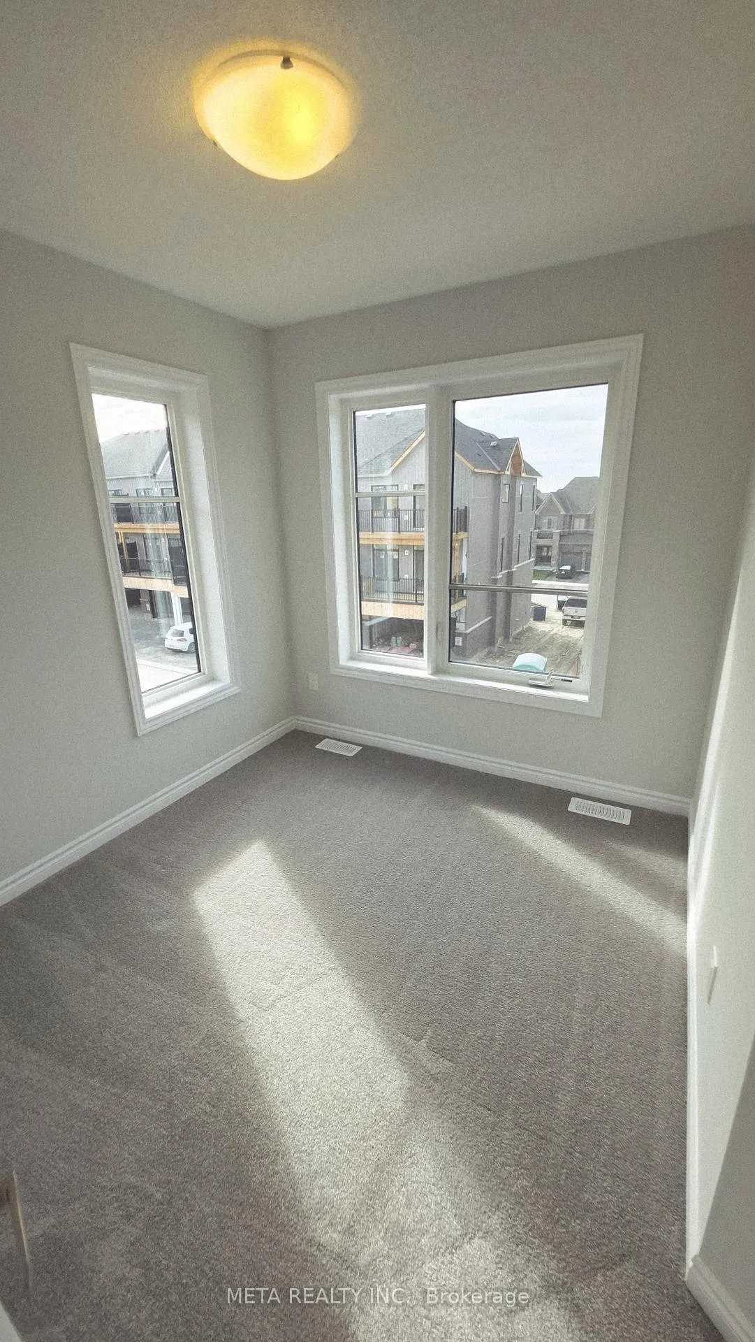 Photo 18 of 1138 greentree Path, Oshawa, Kedron — HOMEH