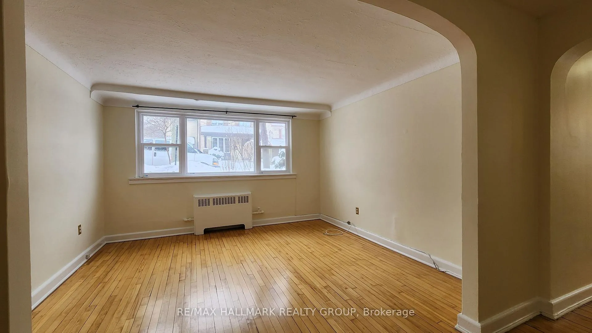 Photo 7 of Unit 2, 33 Commanda Way, Ottawa, Lindenlea — HOMEH