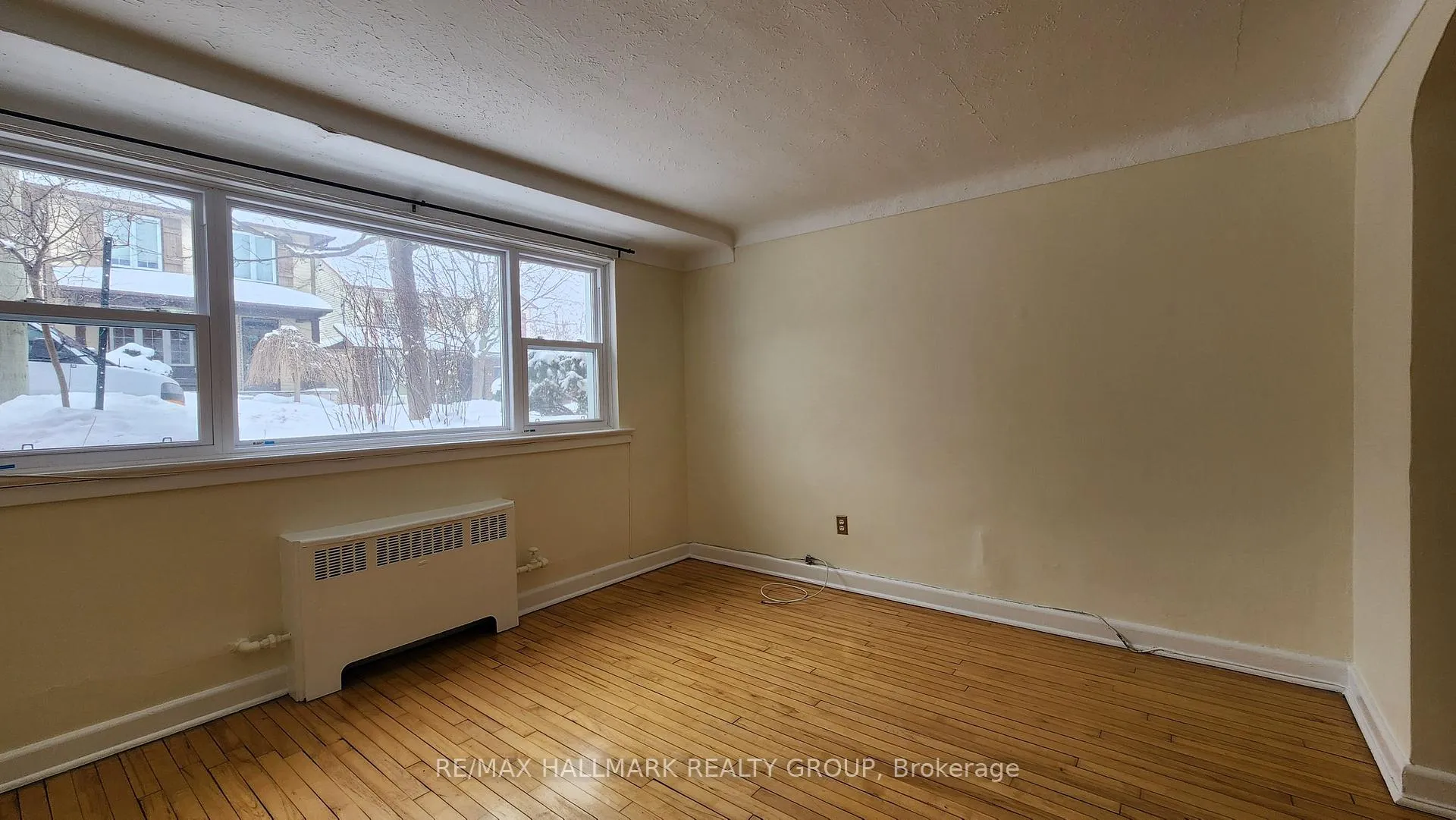 Photo 8 of Unit 2, 33 Commanda Way, Ottawa, Lindenlea — HOMEH
