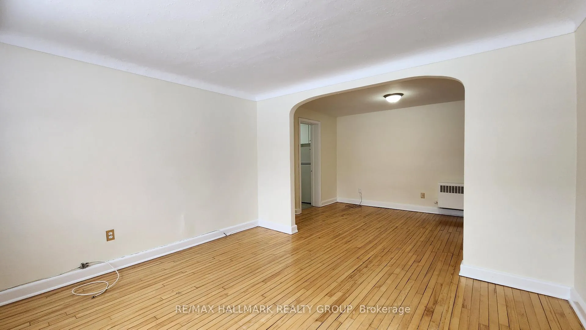 Photo 9 of Unit 2, 33 Commanda Way, Ottawa, Lindenlea — HOMEH