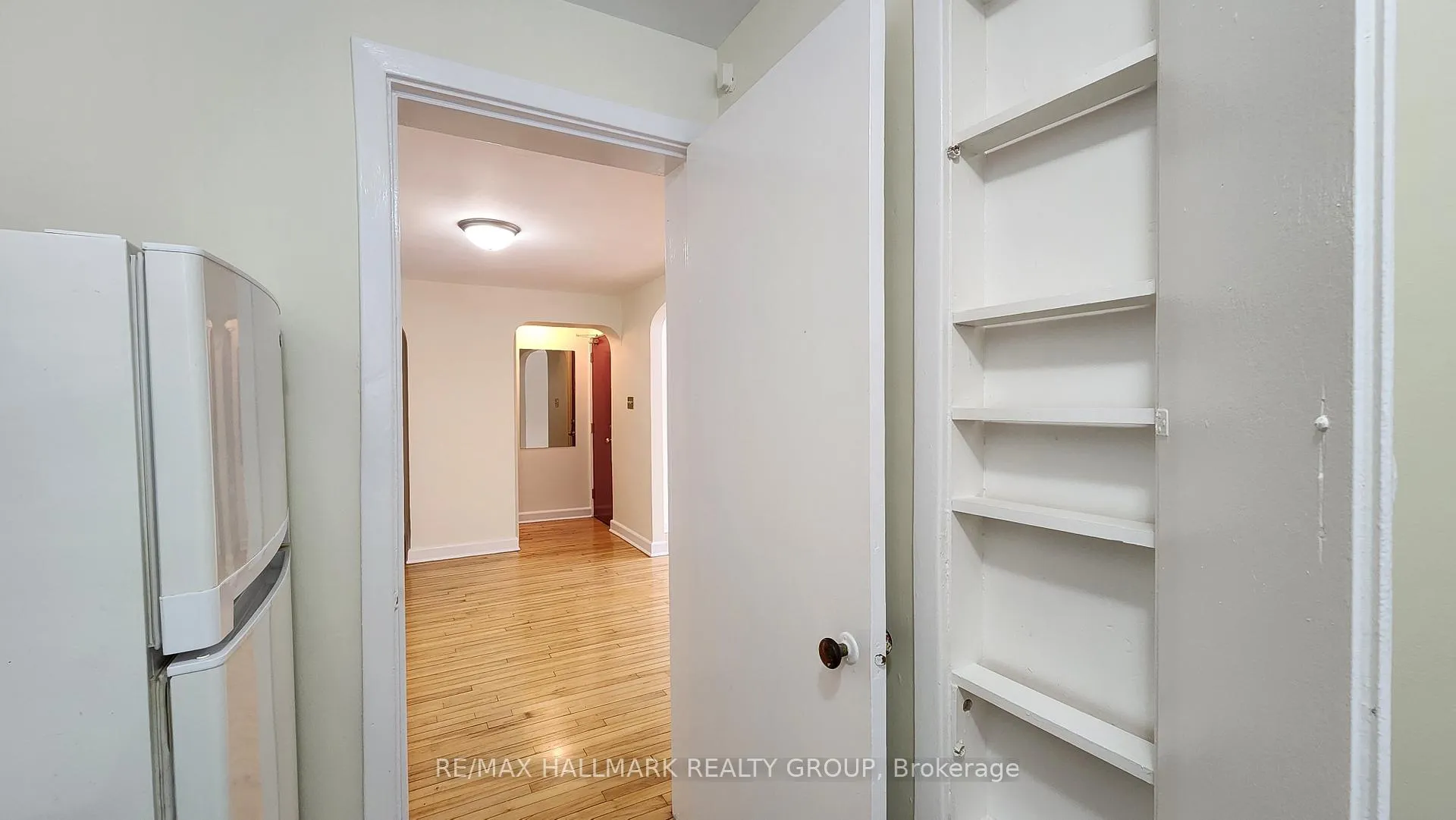 Photo 15 of Unit 2, 33 Commanda Way, Ottawa, Lindenlea — HOMEH