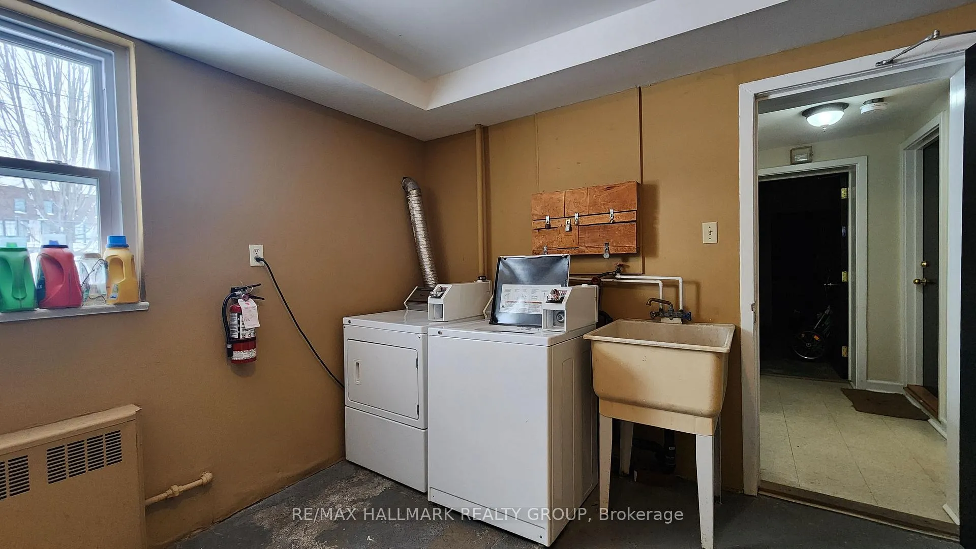 Photo 32 of Unit 2, 33 Commanda Way, Ottawa, Lindenlea — HOMEH
