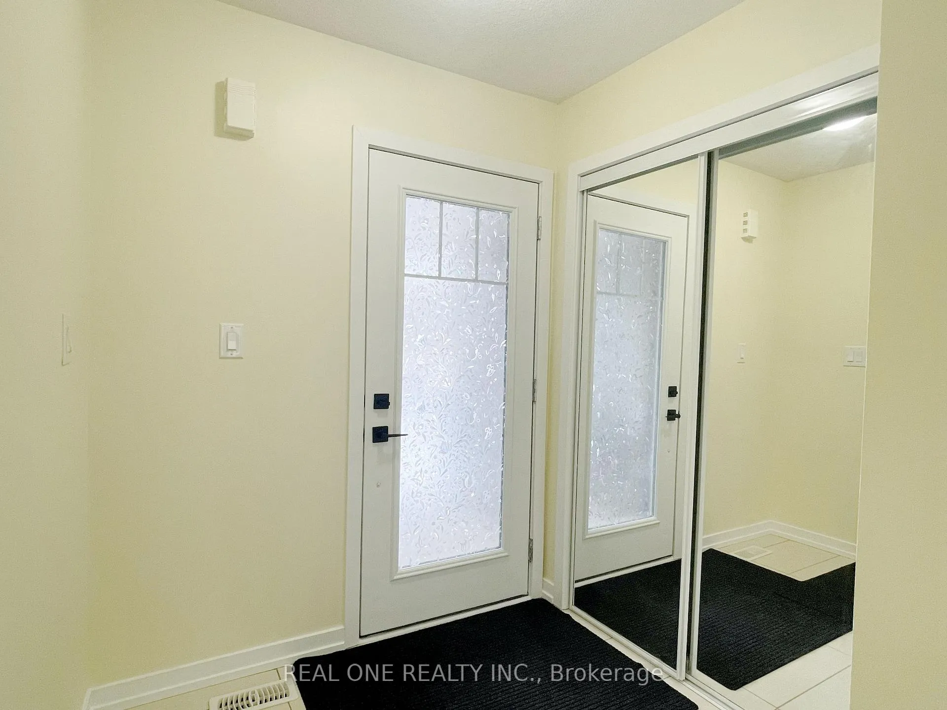 Photo 30 of 7 Hedges Crescent, Hamilton, Stoney Creek Mountain — HOMEH