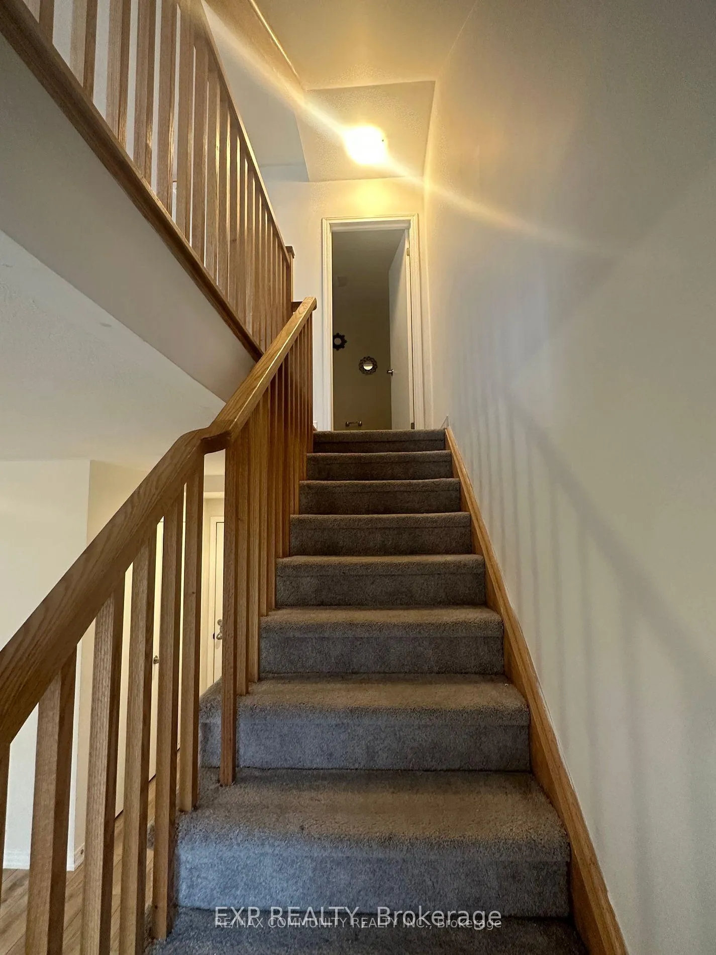 Photo 5 of 36 Jerome Way, Clarington, Bowmanville — HOMEH