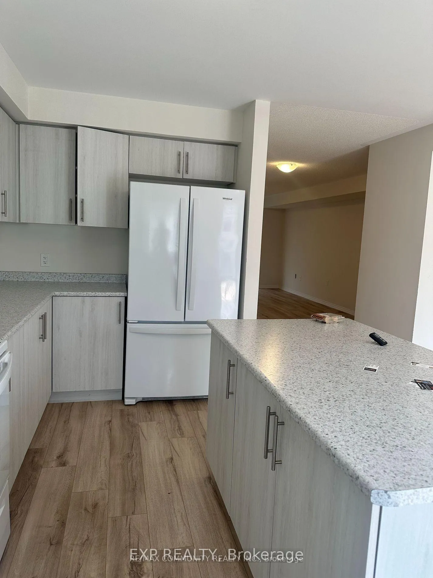 Photo 16 of 36 Jerome Way, Clarington, Bowmanville — HOMEH