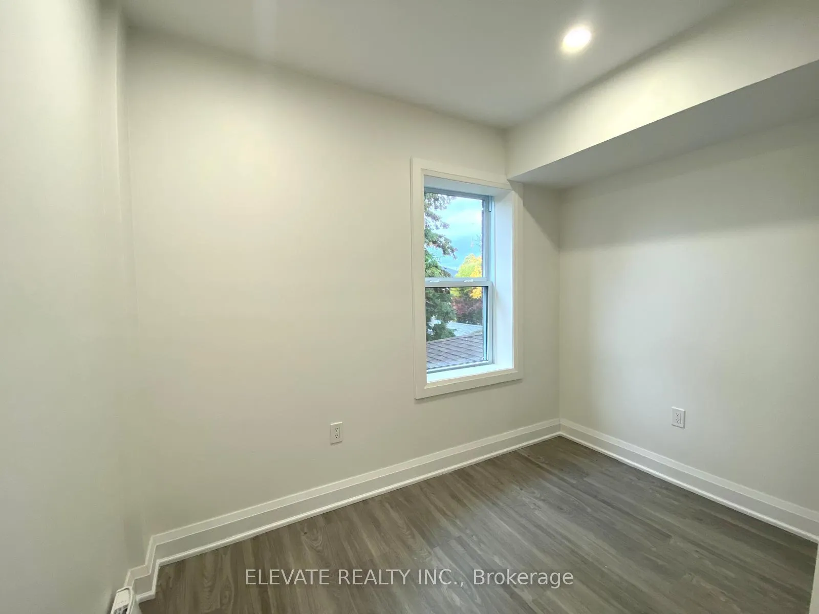 Photo 7 of Unit 2, 19 Lesmount Avenue, Toronto, Danforth Village-East York — HOMEH
