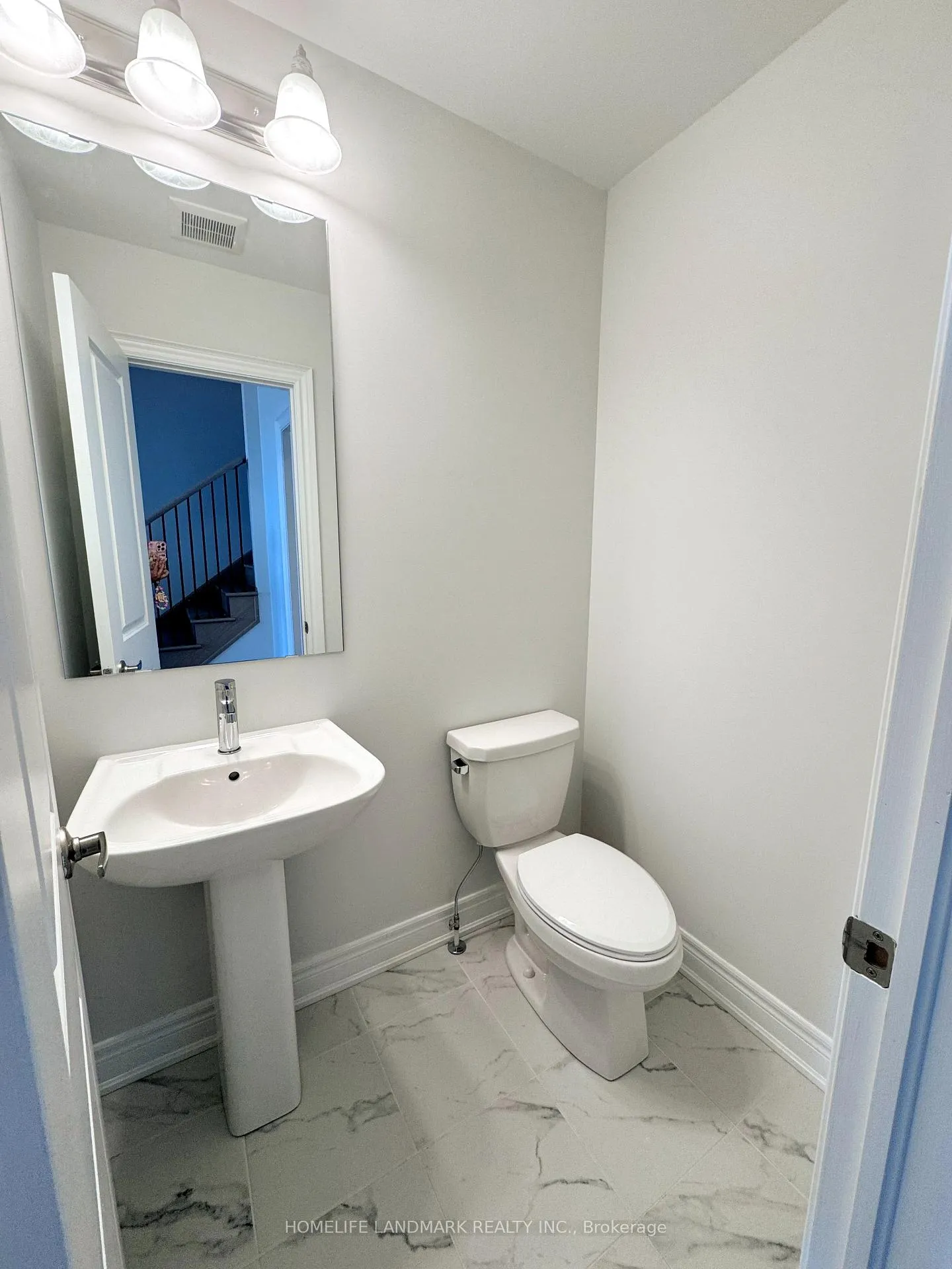Photo 5 of 78 Selina Rose Street, Markham, Rural Markham — HOMEH