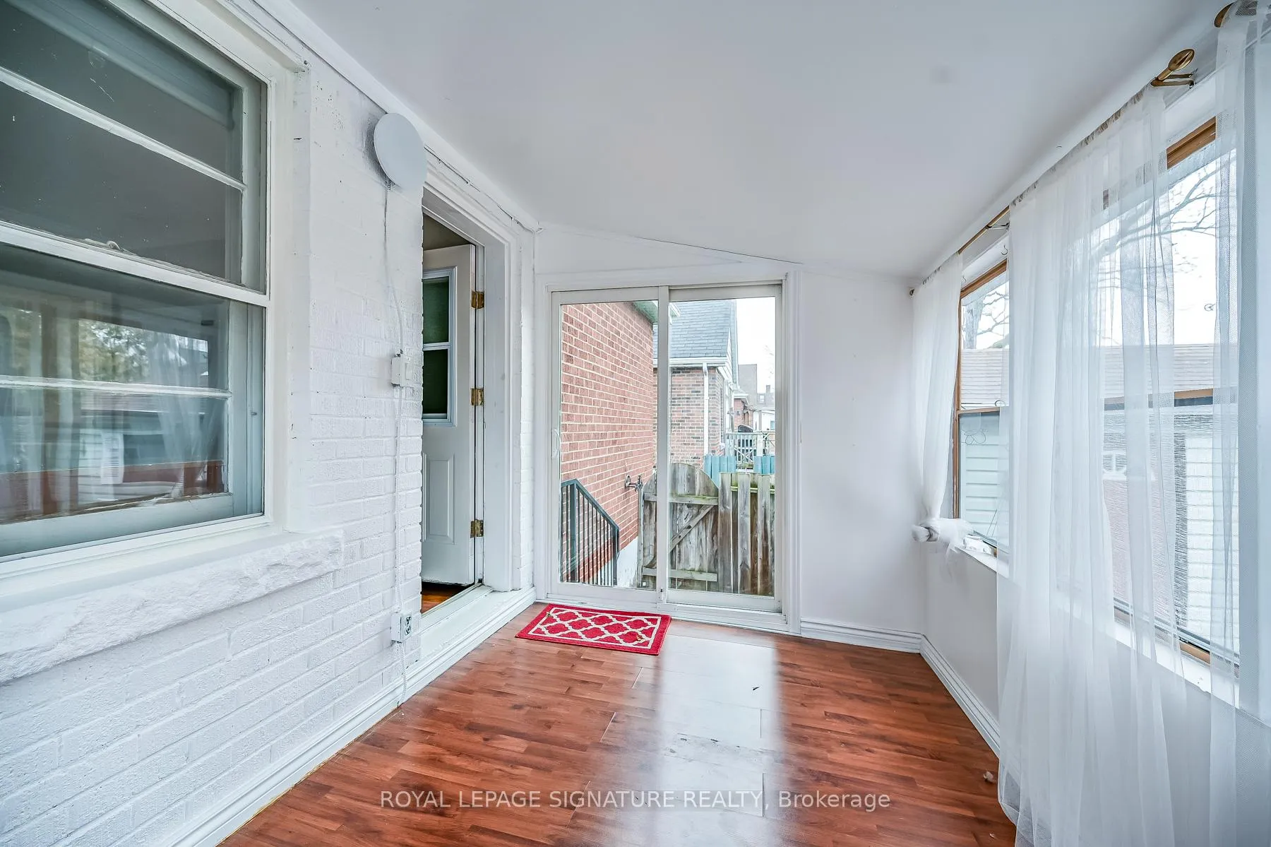 Photo 17 of 46 East 36 Street, Hamilton, Raleigh — HOMEH